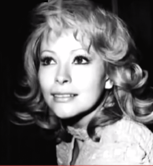 Fanny Cano, "la mujer más bella de México". | Fuente: YouTube / Imagen Entretenimiento
