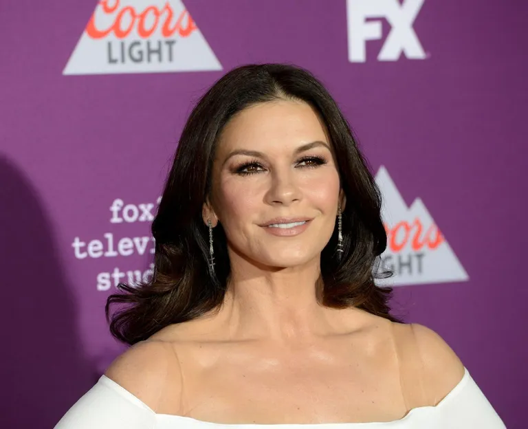 Catherine Zeta Jones at the Premiere Of FX Network's "Feud: Bette And Joan" held at Grauman's Chinese Theatre on March 1, 2017 in Hollywood, California | Photo: Getty Images