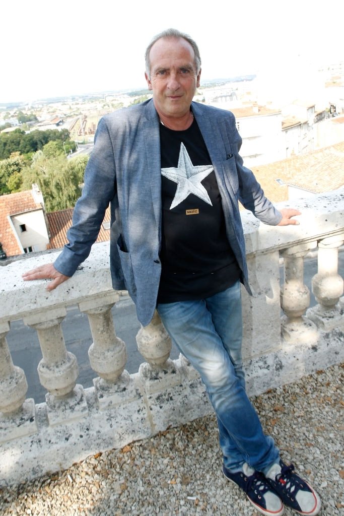 ANGOULÊME, FRANCE - 25 AOÛT : Yves Lecoq assiste au 10e Festival du film francophone d'Angoulême le 25 août 2017 à Angoulême, France. | Photo : Getty Images