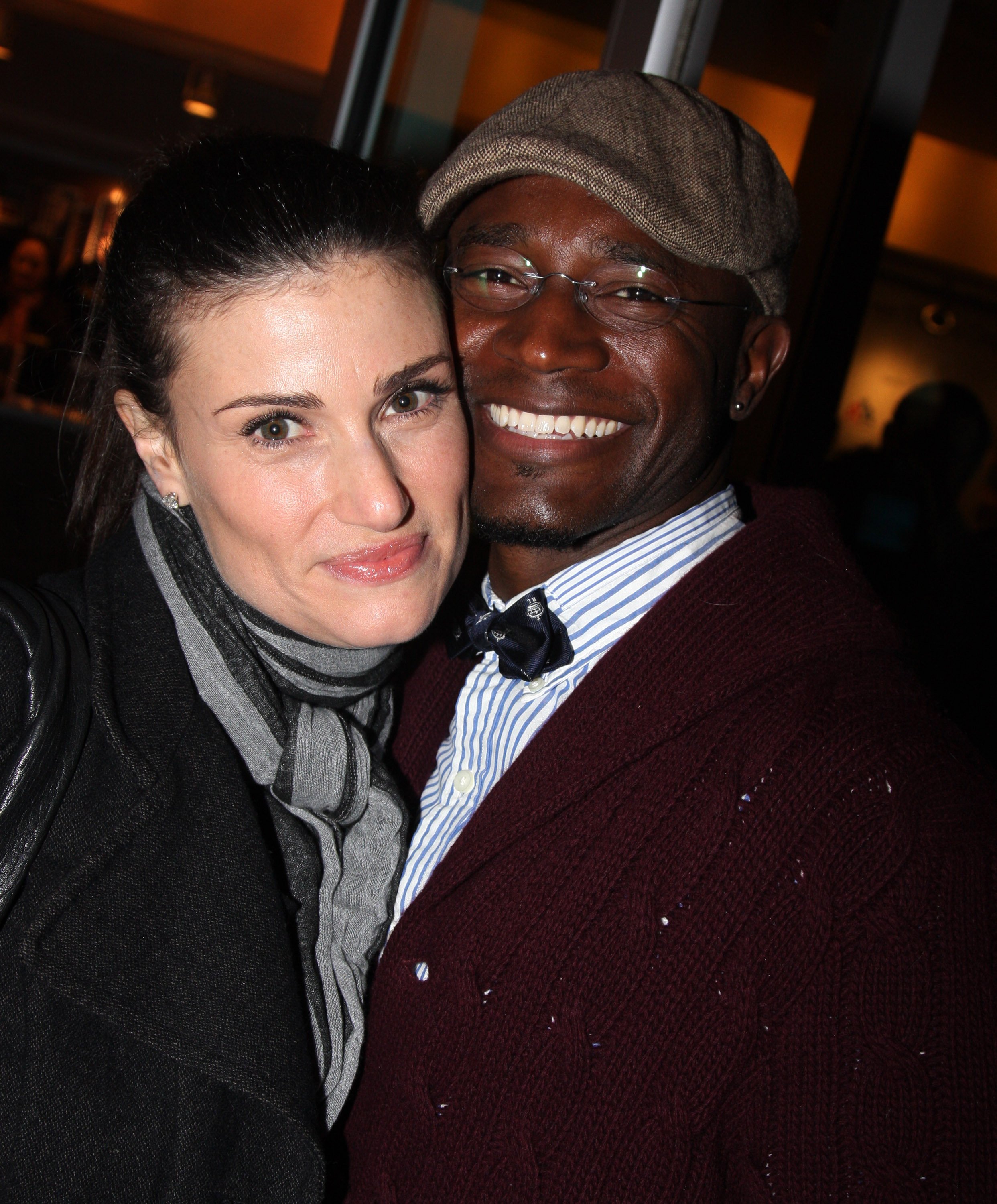 Idina Menzel and Taye Diggs are photographed as they pose during the opening night party for the world premiere of 'Minsky's' on February 6, 2009, in Los Angeles | Source: Getty Images