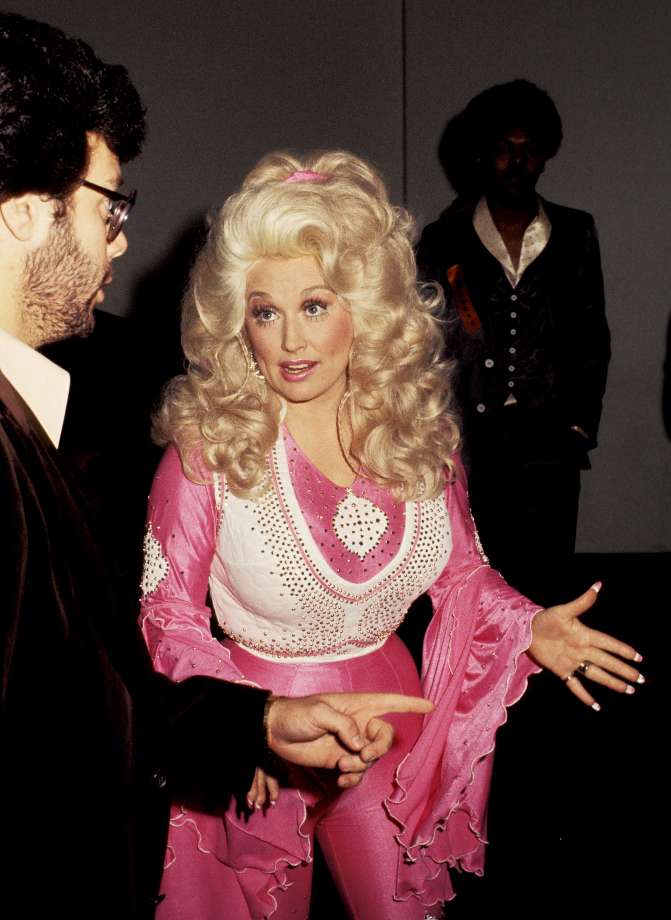 Dolly Parton at the 19th Annual Grammy Awards on February 19, 1977. | Source: Getty Images