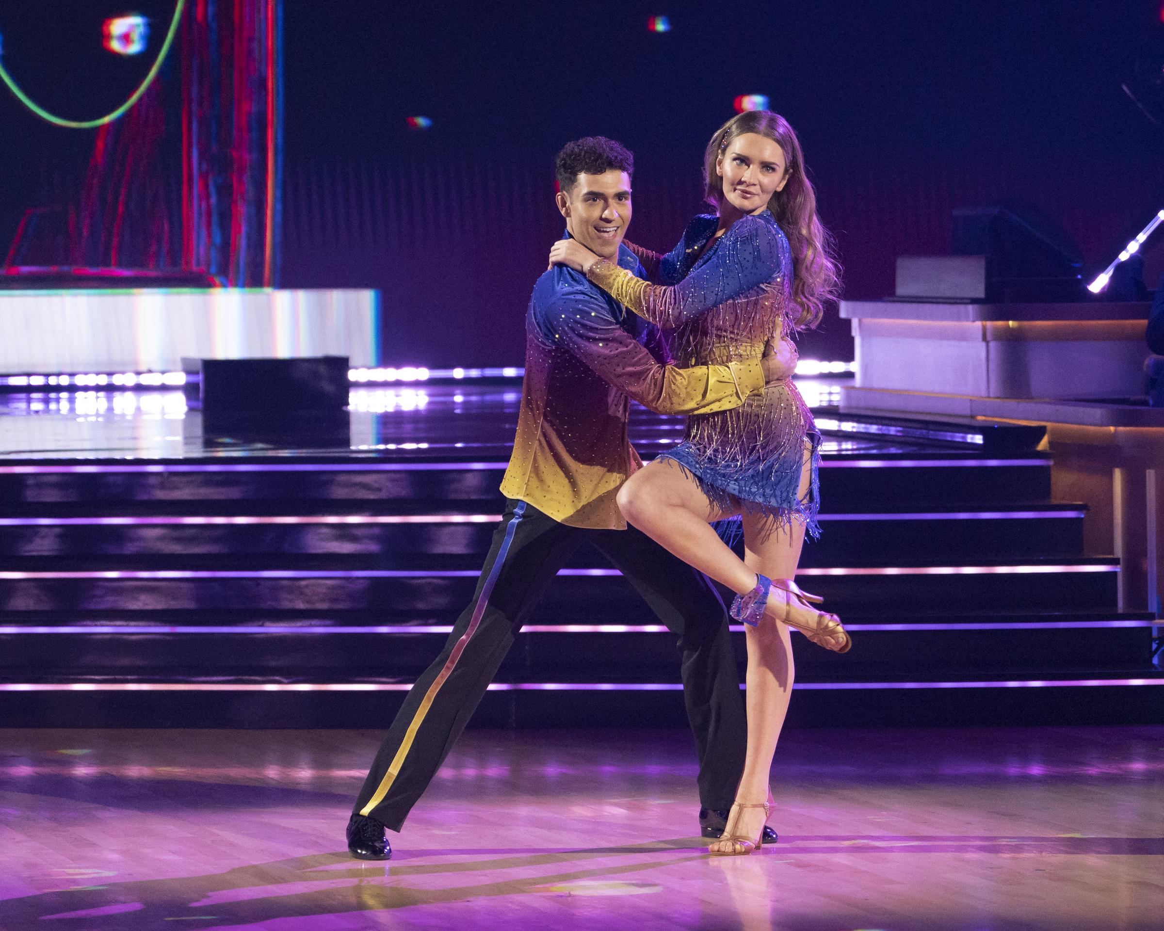 Ezra Sosa and Anna Sorokin on "Dancing with the Stars," on September 17, 2024 | Source: Getty Images