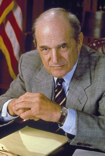 Steven Hill als Staatsanwalt Adam Schiff | Quelle: Getty Images