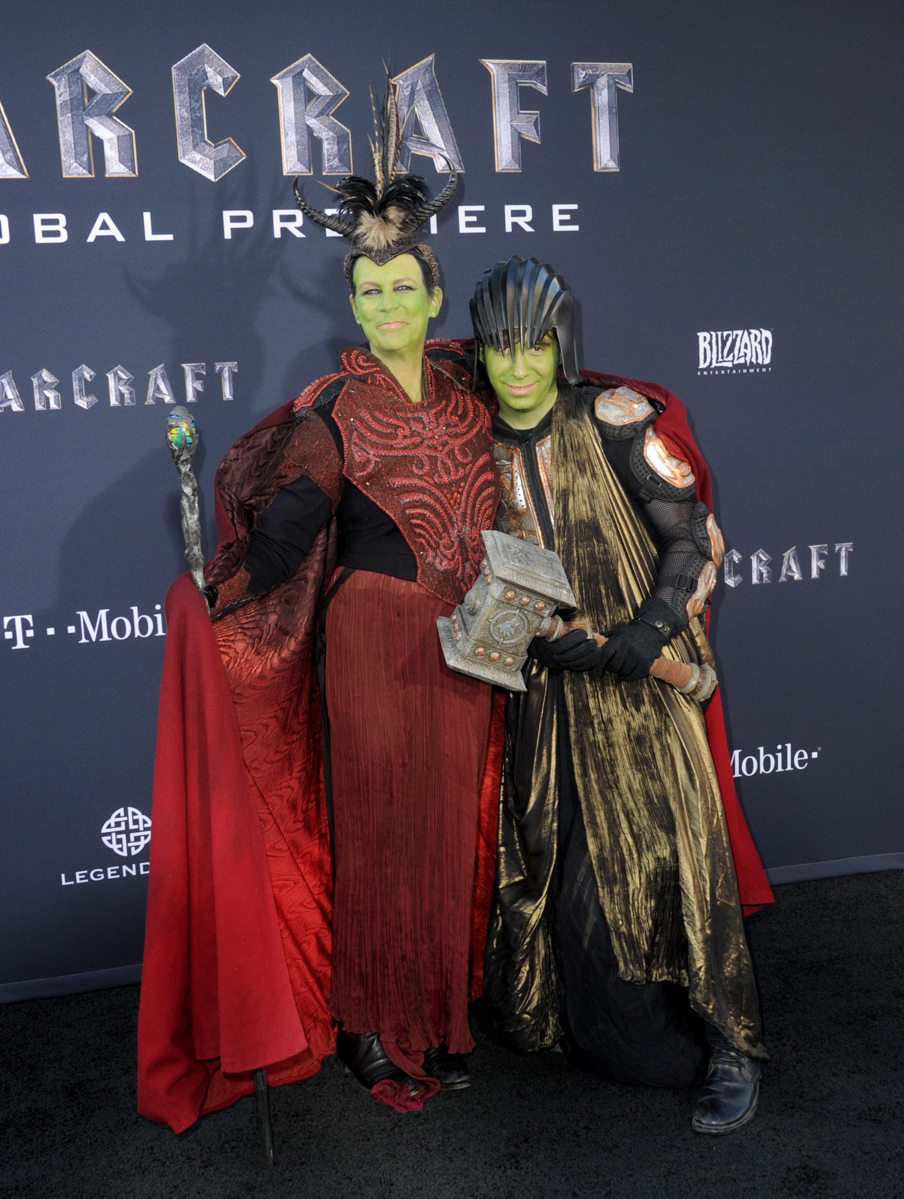  Actress Jamie Lee Curtis and son Thomas Guest arrive for the Premiere Of Universal Pictures' "Warcraft" held at TCL Chinese Theatre IMAX on June 6, 2016 | Source: Getty Images