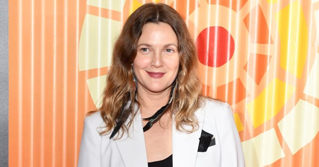 Drew Barrymore at Charlize Theron's Africa Outreach Project Fundraiser at The Africa Center in New York City | Photo: Noam Galai/WireImage via Getty Images