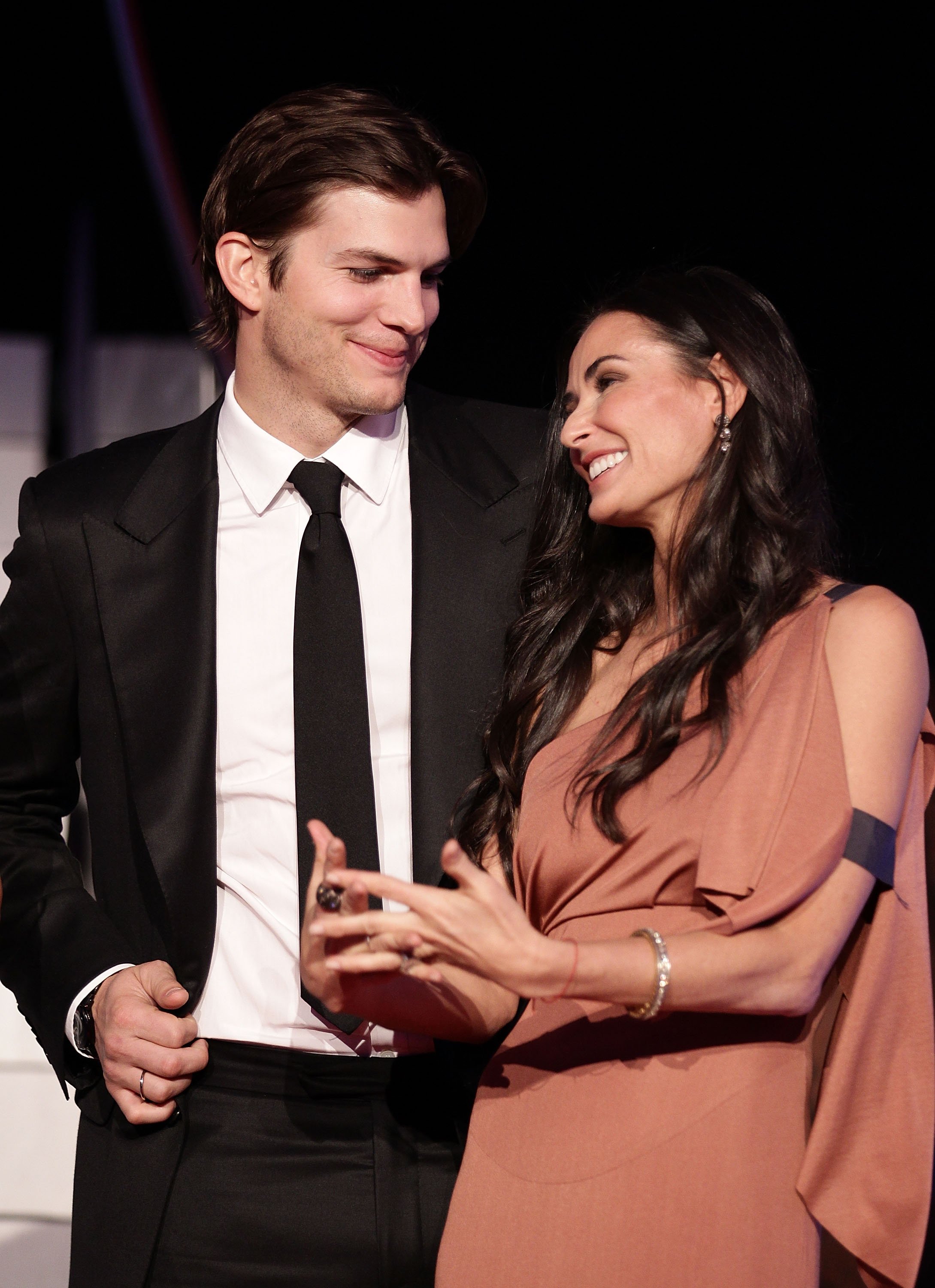 Demi Moore and Ashton Kutcher attend the red carpet for the PlusCity Charity Gala at PlusCity on October 29, 2010 in Pasching near Linz, Austria | Photo: Getty Images