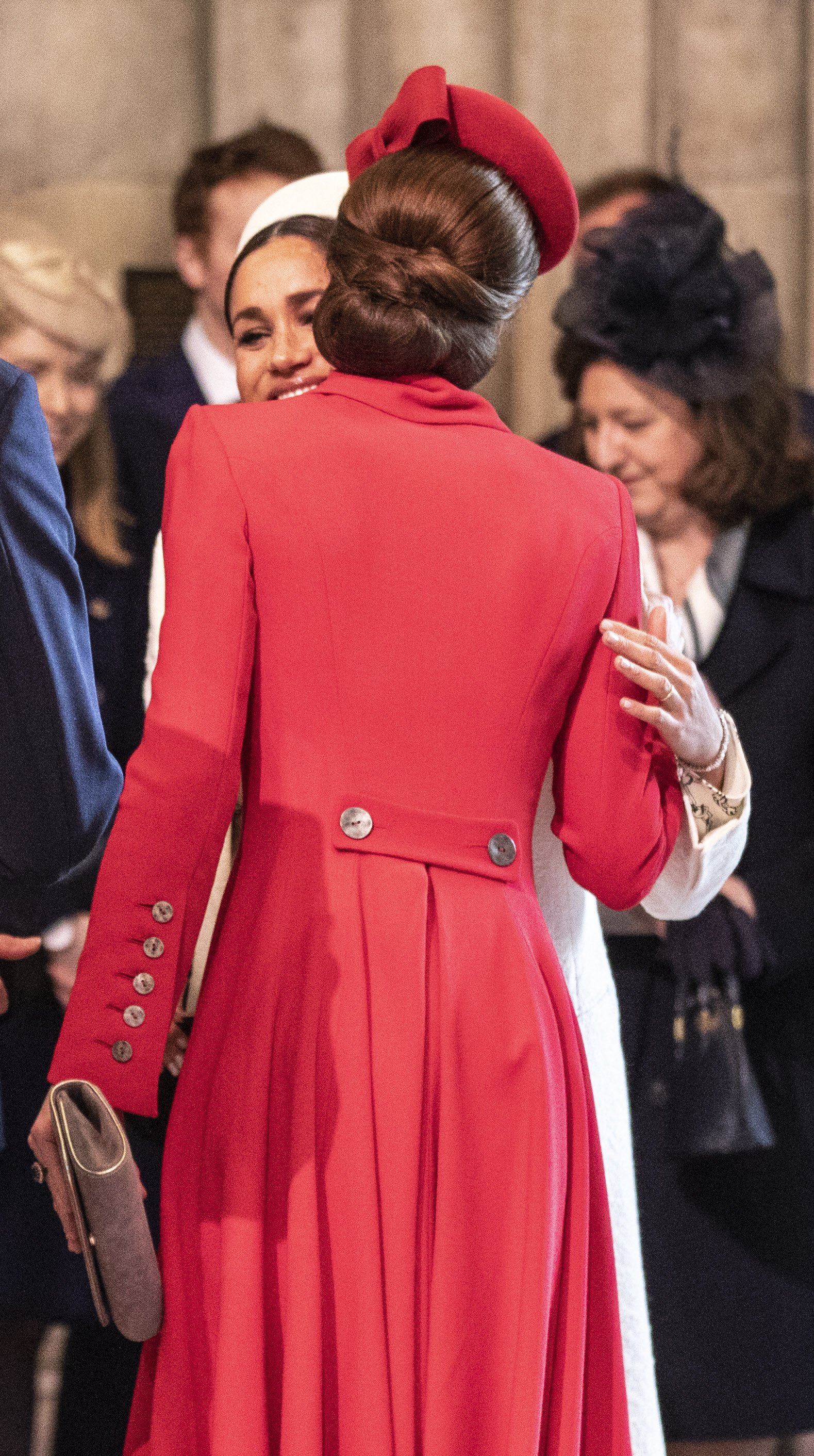 Kate Middleton, Duchess of Cambridge, greets Meghan Markle, Duchess of Sussex at Westminster Abbey for a Commonwealth day service on March 11, 2019 in London, England | Photo: Getty Images