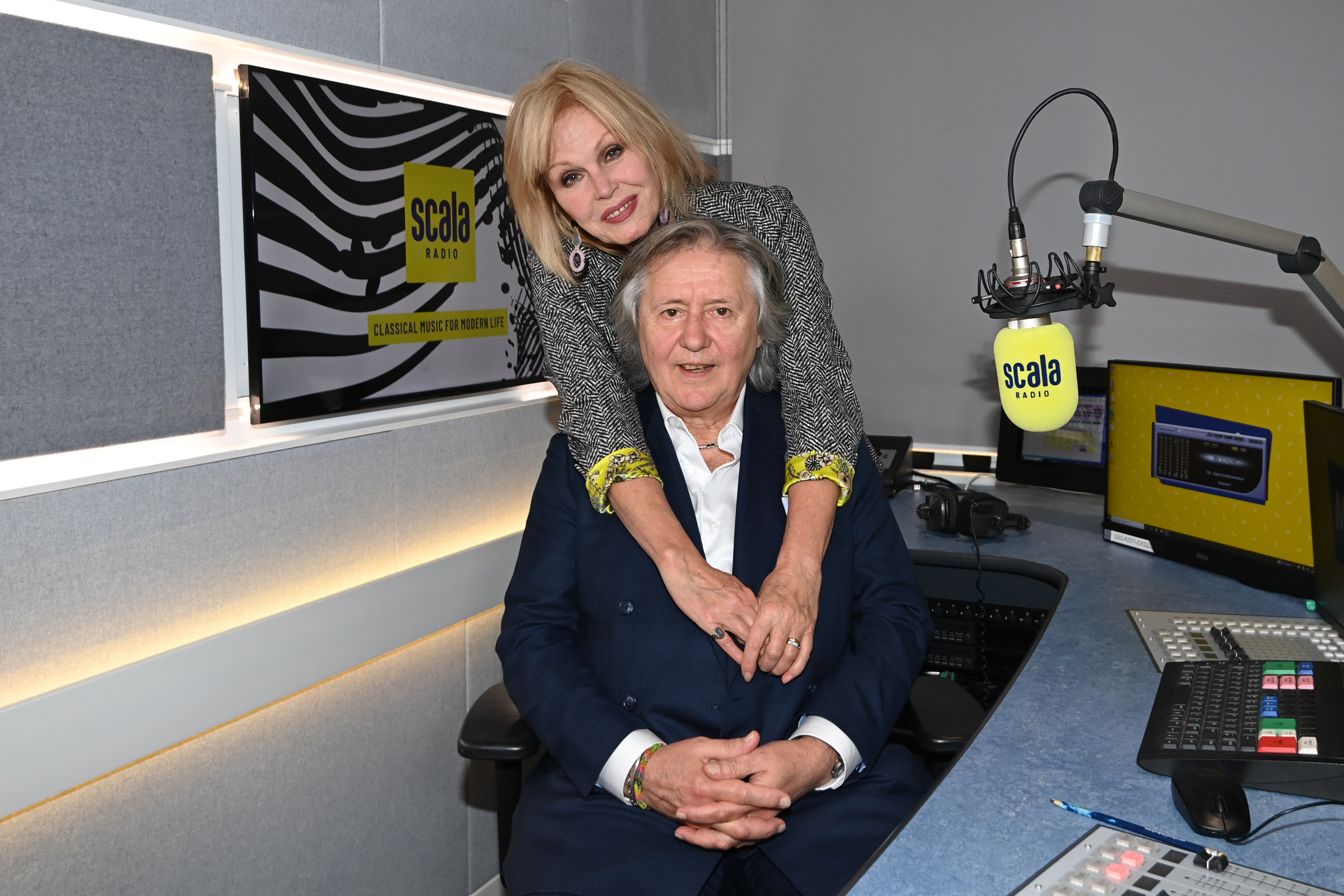 Joanna Lumley and Stephen Barlow on January 16, 2023 in London, England | Source: Getty Images