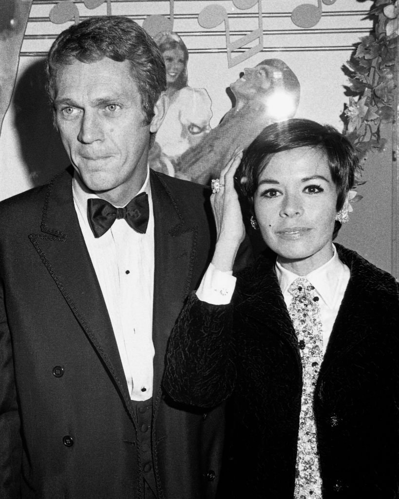 Steve McQueen and Neile Adams at the premiere of the "Doctor Dolittle" in Los Angeles, on December 21, 1967 | Photo: Getty Images