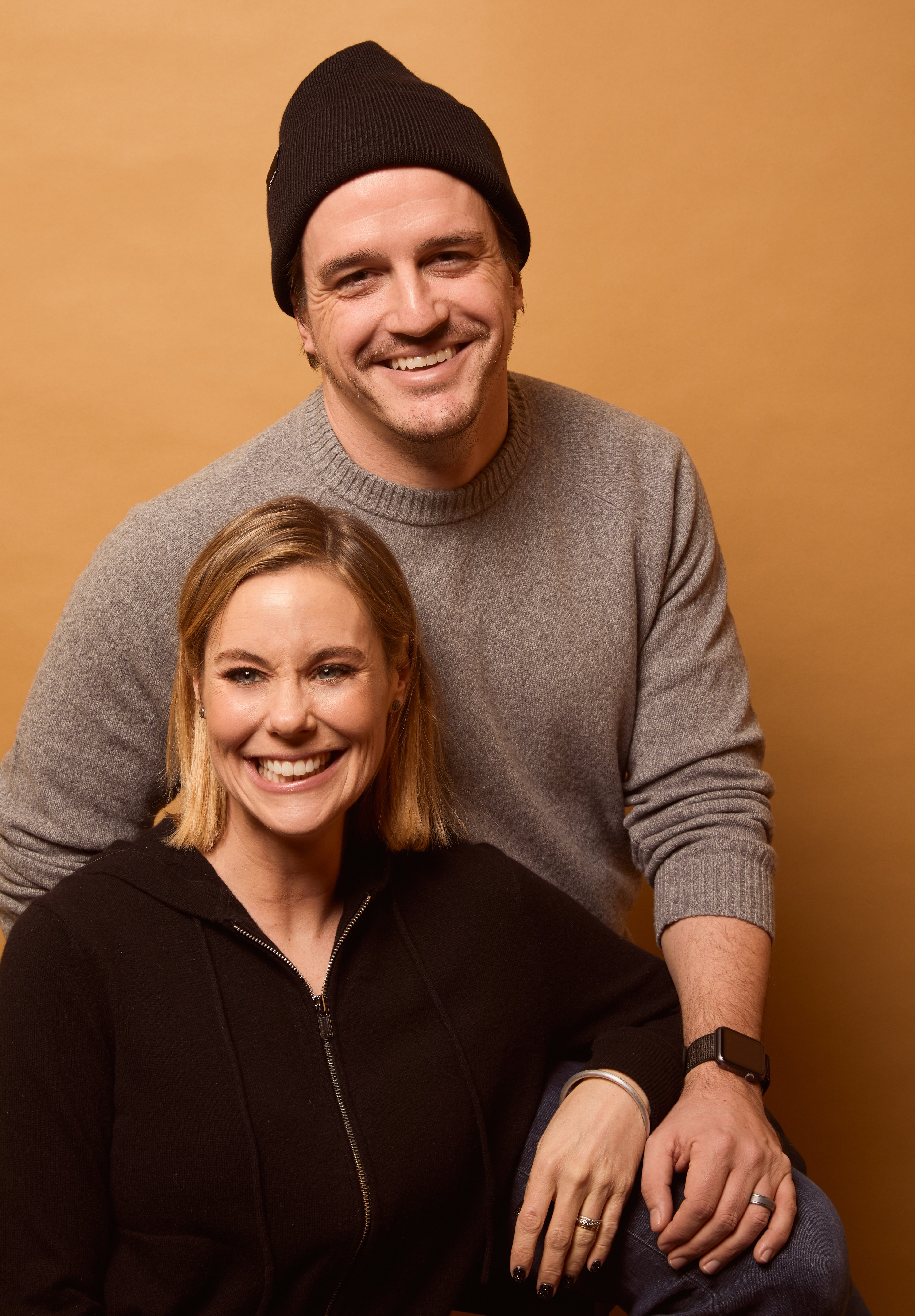 Ashley Williams ve kocası Neal Dodson, 24 Ocak 2020'de Utah Park City'deki Pizza Hut Lounge'da portre pozlarından.  |  Kaynak: Getty Images