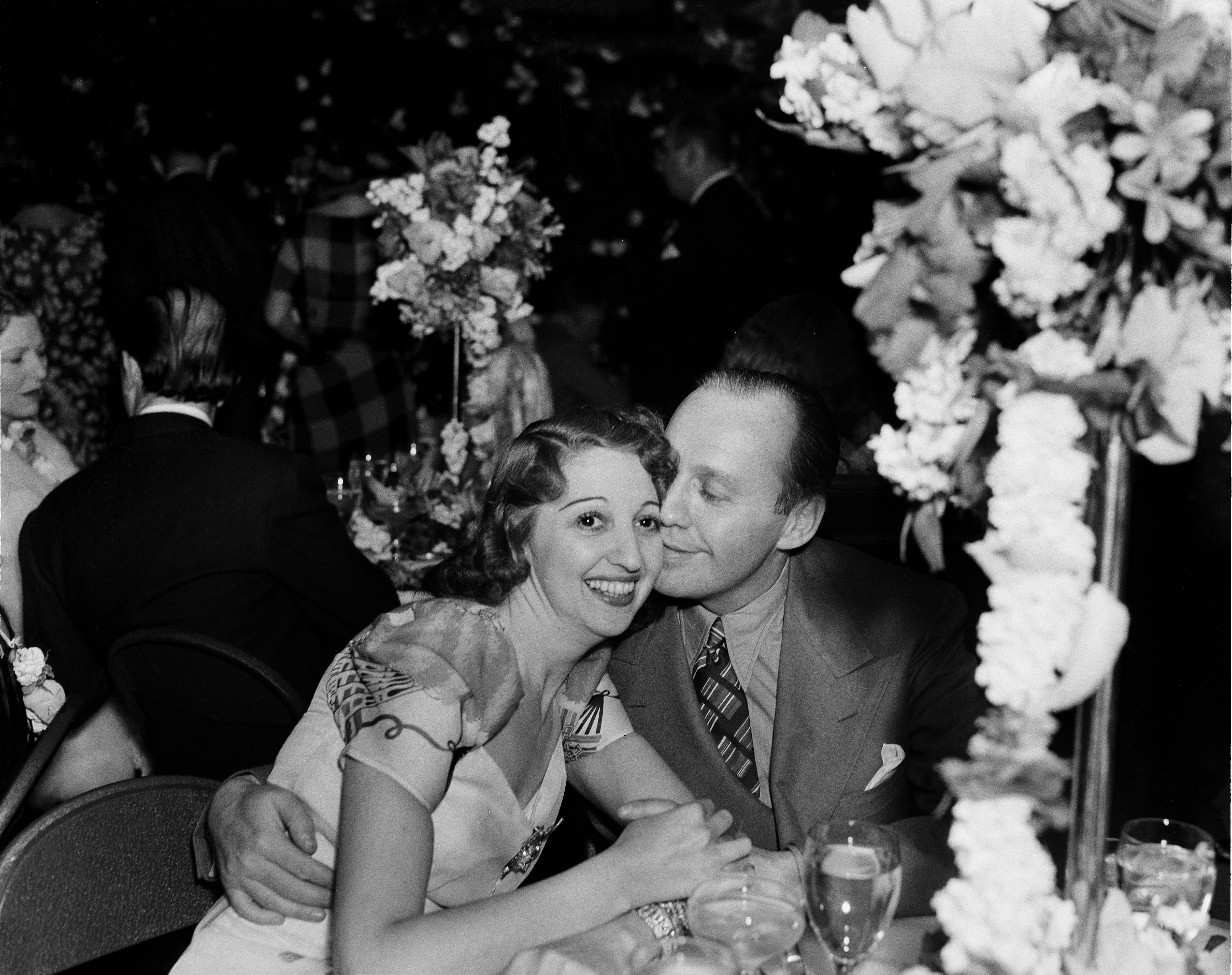 Comedian Jack Benny and wife Mary Livingston attend an event in Los Angeles, California circa 1940 | Source: Getty Images