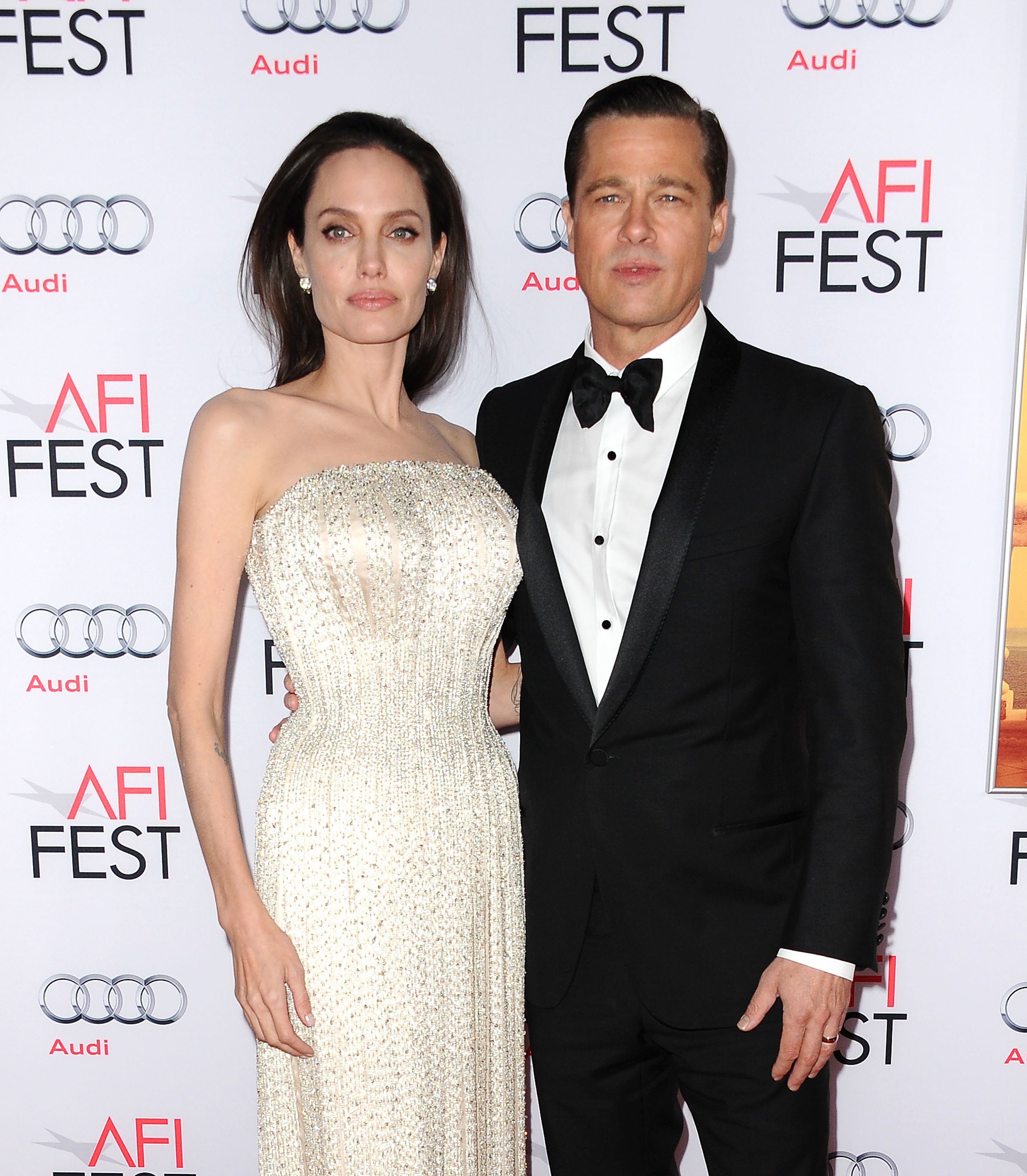Angelina Jolie y Brad Pitt en el estreno de "By the Sea" en el AFI Fest en TCL Chinese 6 Theatres, el 5 de noviembre de 2015 en Hollywood, California. | Foto: Getty Images