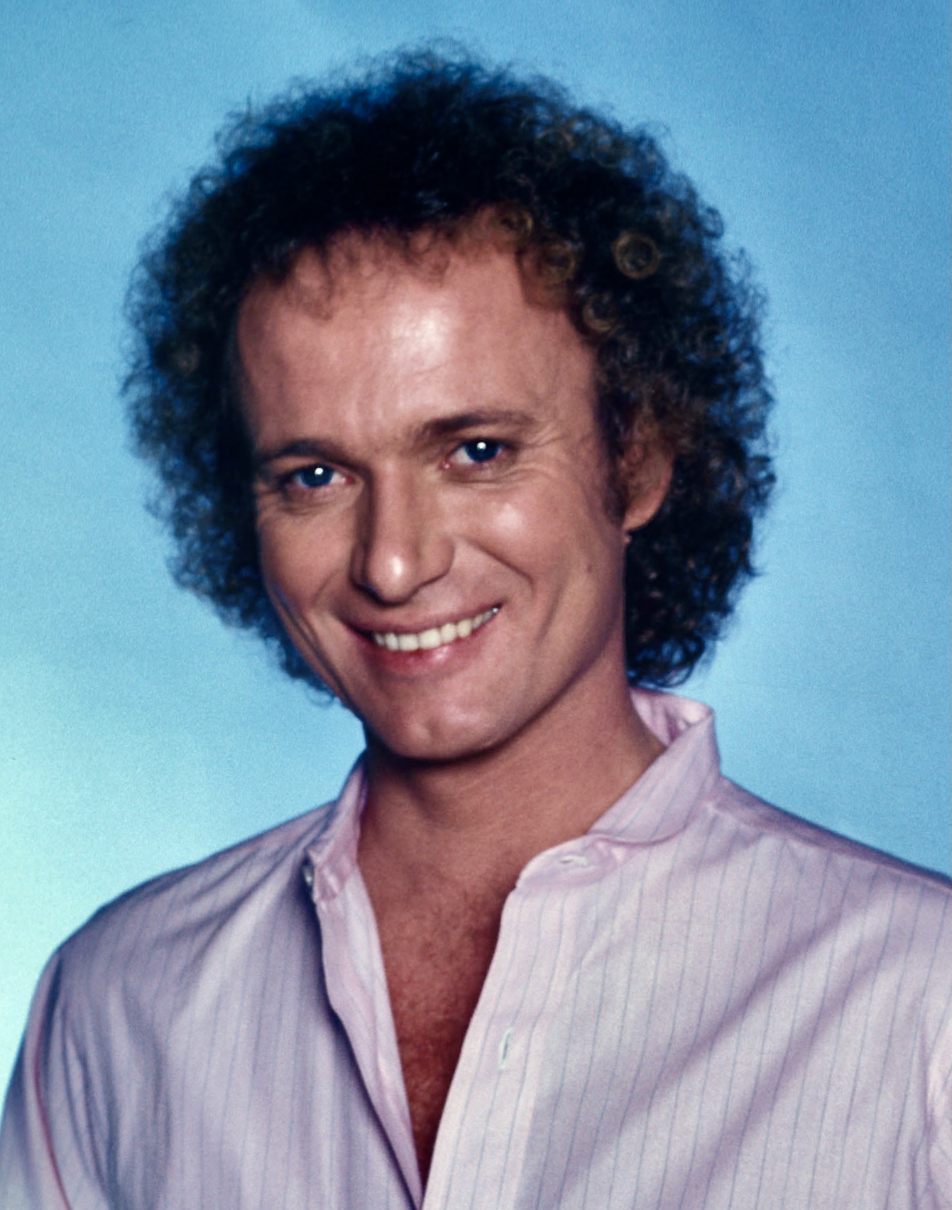 Anthony Geary poses for a portrait circa 1982 in Los Angeles City. | Source: Getty Images