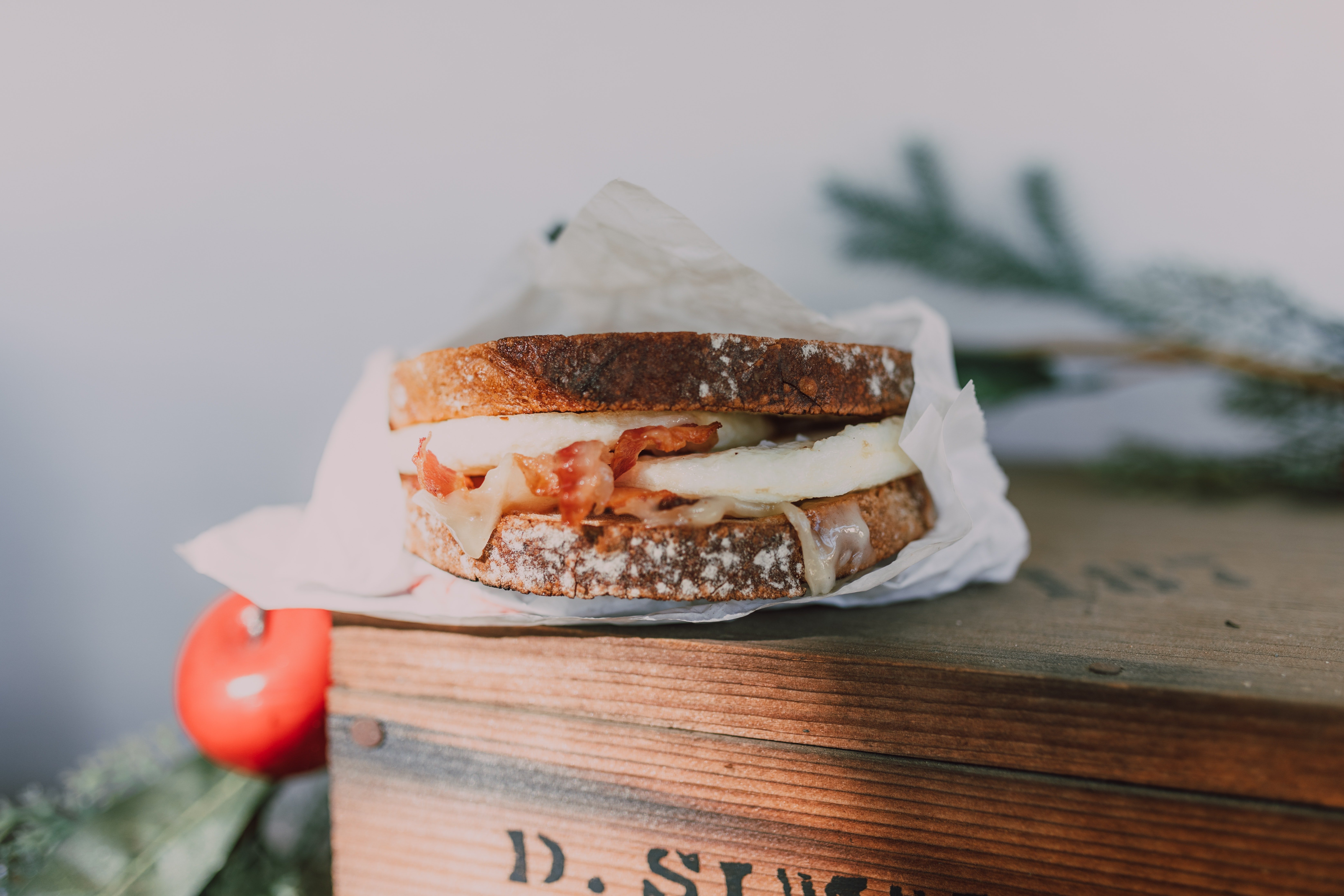 Mark had no idea where his missing sandwich was. | Photo: Pexels/RODNAE Productions