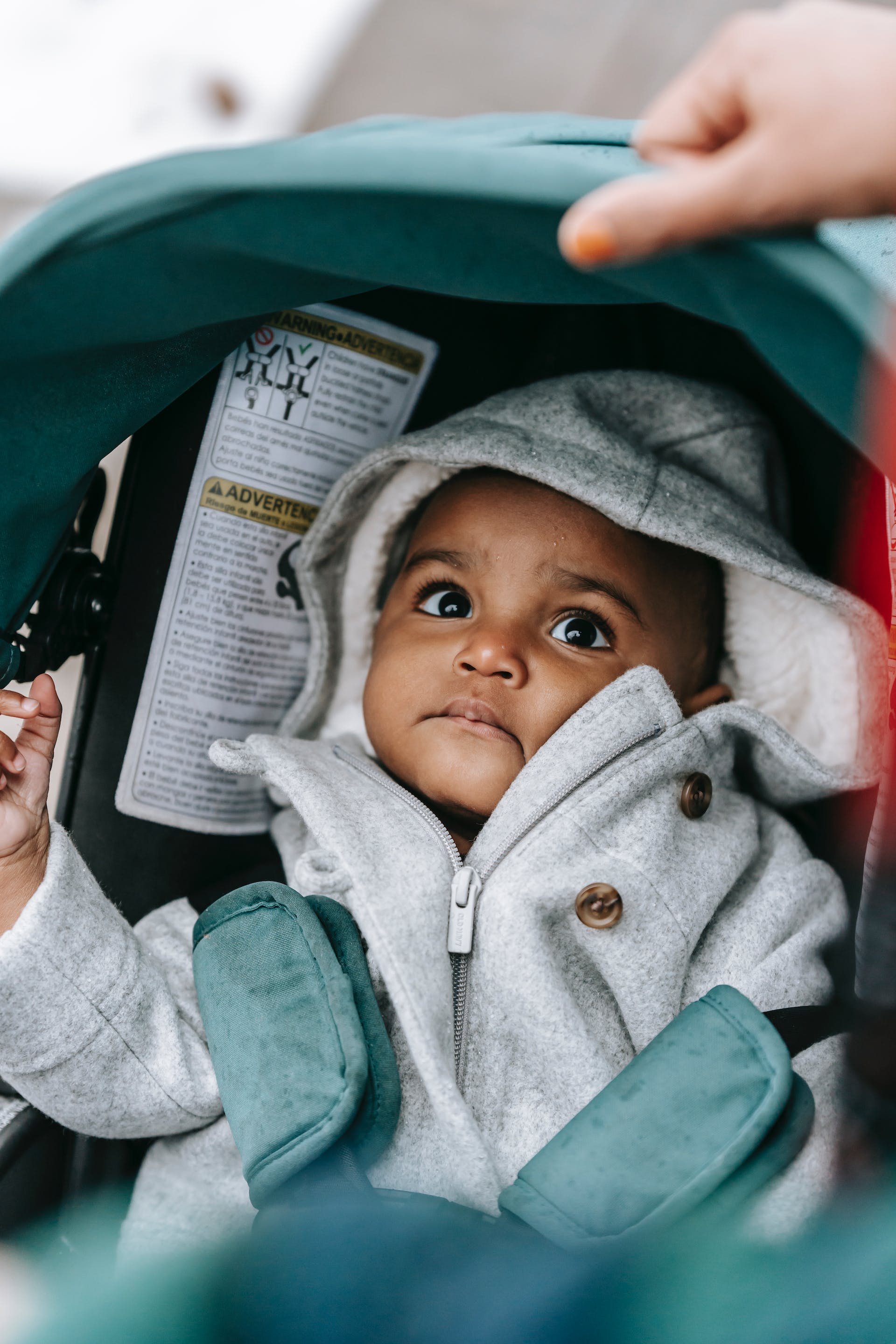 A baby in a stroller | Source: Pexels