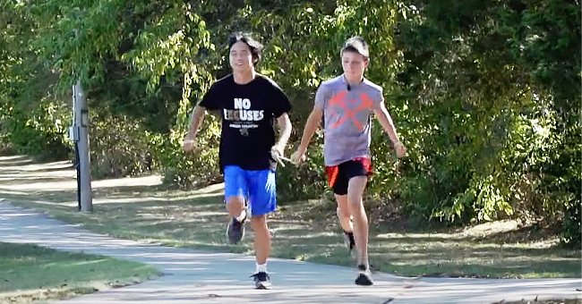 Paul Scott und Rebel Hays auf einem Foto, wie sie zusammen laufen. | Quelle: Youtube.com/KSDK News