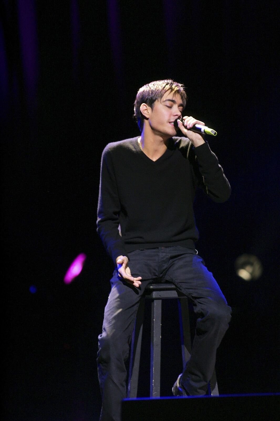 Gregory Lemarchal au Théâtre de l'Opéra le 7 octobre 2006 à Avignon, France. | Photo : Getty Images Gregory Lemarchal au Théâtre de l'Opéra le 7 octobre 2006 à Avignon, France. | Photo : Getty Images