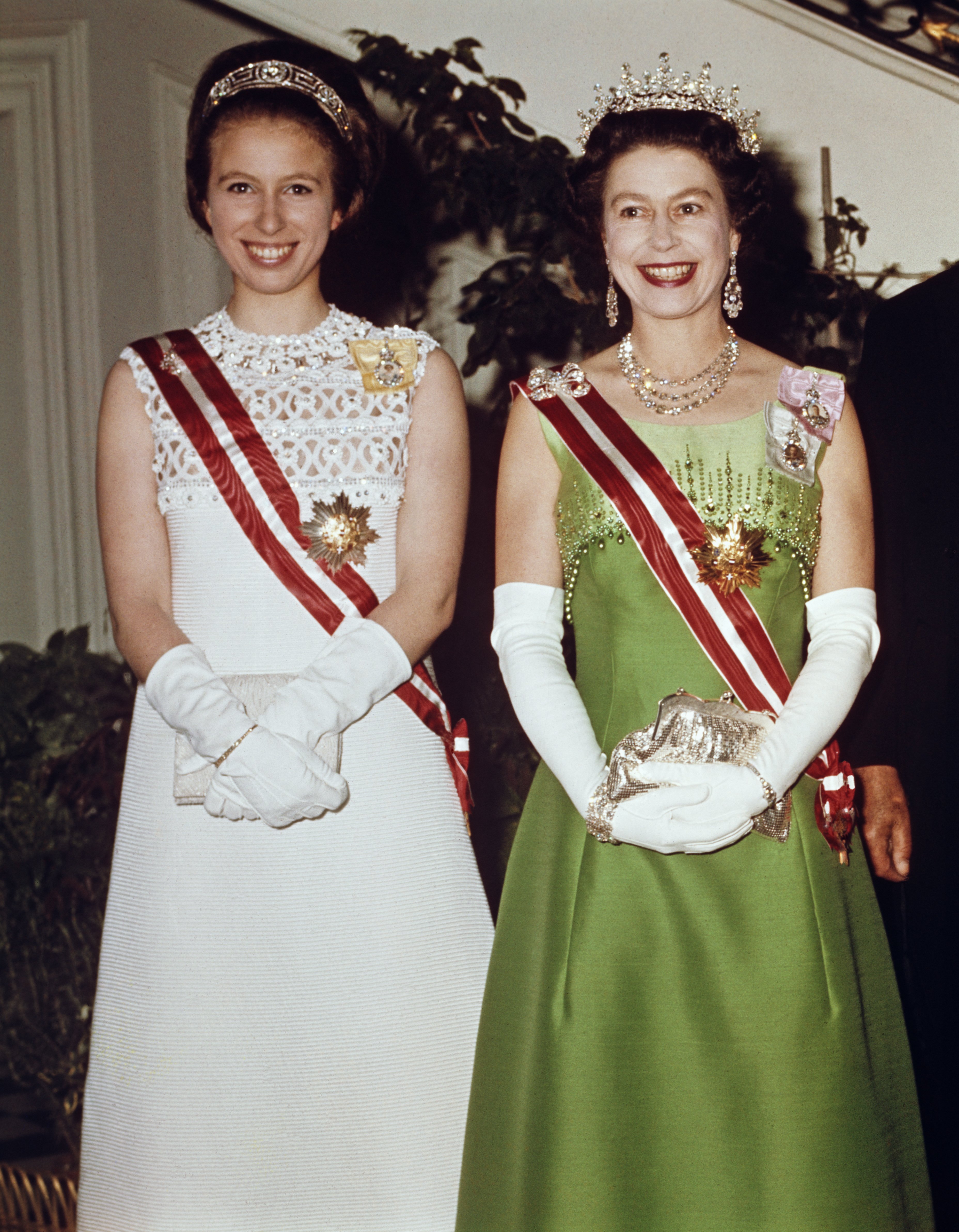 Princess Anne and Queen Elizabeth in Vienna 1969. | Source: Getty Images