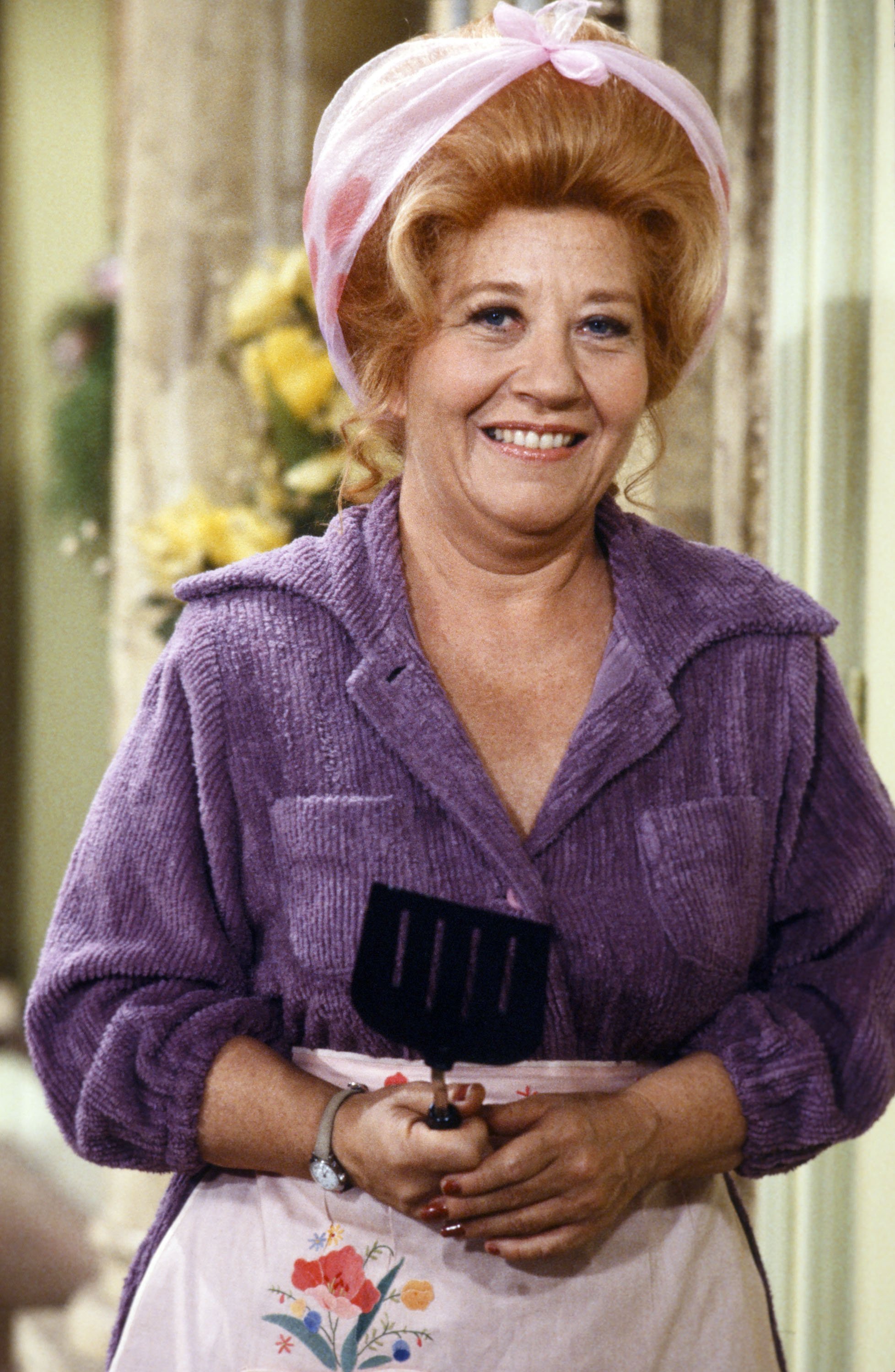 Charlotte Rae as Edna Garrett on TV show "Diff'rent Strokes" | Source: Getty Images