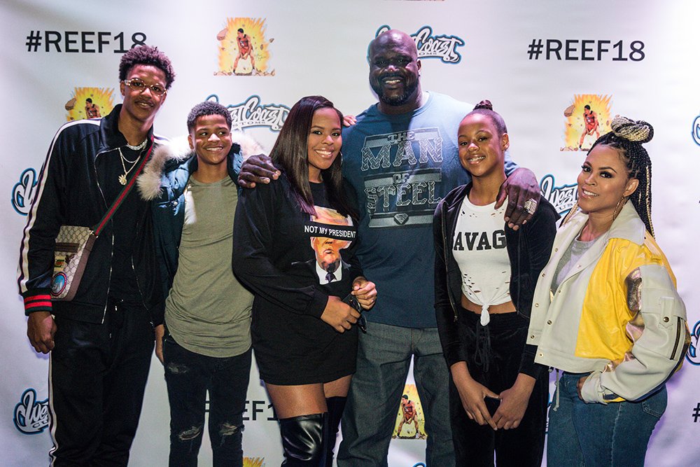 Shareef O'Neal, Shaqir O'Neal, Amirah O'Neal, Shaquille O'Neal, Me'hara O'Neal, and Shaunie O'Neal at Shareef's birthday at West Coast Customs on January 13, 2018. I Photo: Getty Images