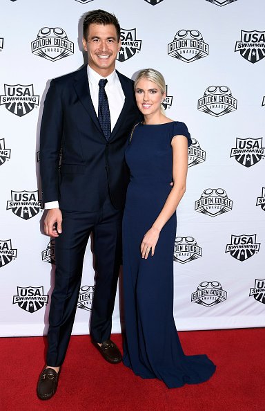 Nathan Adrian and Hallie Ivester pose during Golden Goggle Awards on November 24, 2019 in Los Angeles, California.  | Photo: Getty Images