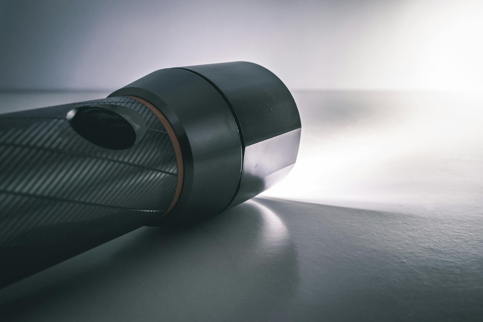 A flashlight | Source: Pexels