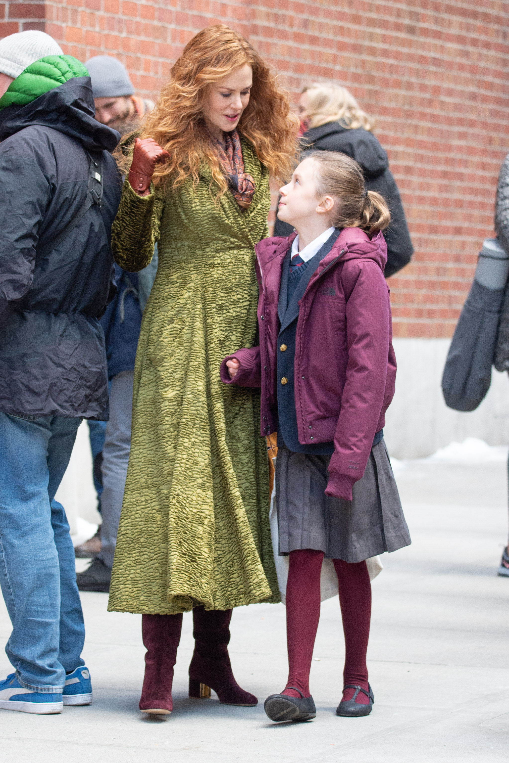 Nicole Kidman and Sunday Urban are seen on the set of "The Undoing" in New York City on March 18, 2019. | Source: Getty Images