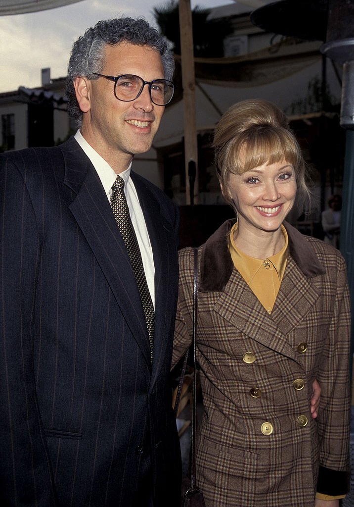 Bruce Tyson and Shelley Long during "Braveheart" Premiere at Paramount Pictures in Hollywood, California, United States. | Photo: Getty Images