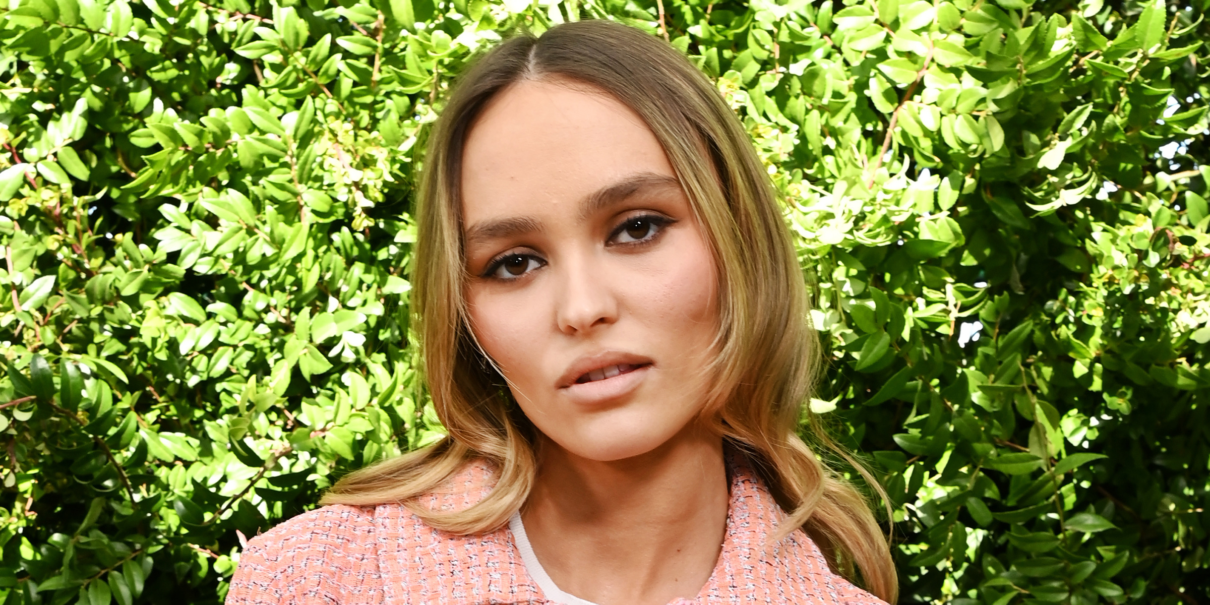 'She Looks Bald': Users Stunned Seeing Lily-Rose Depp at the Governors ...