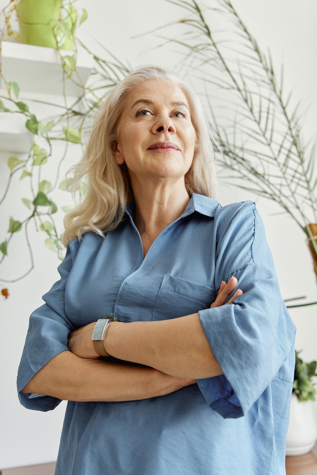 A smiling senior woman | Source: Pexels