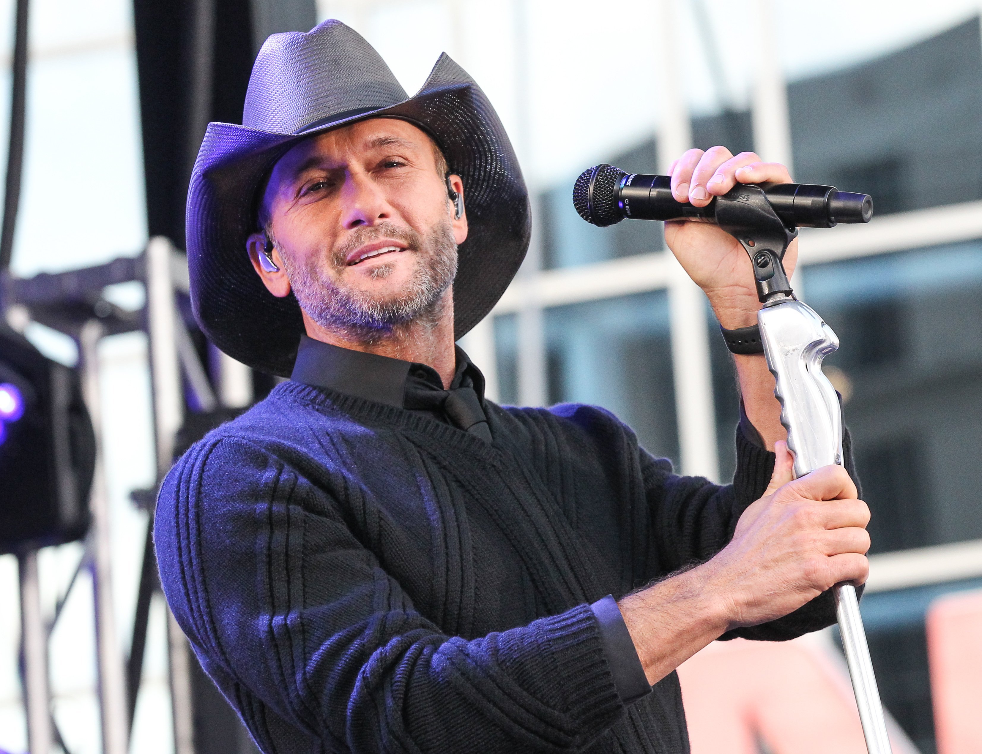 Tim McGraw on Why He's Always in a Hat ‘I Have a Fivehead’