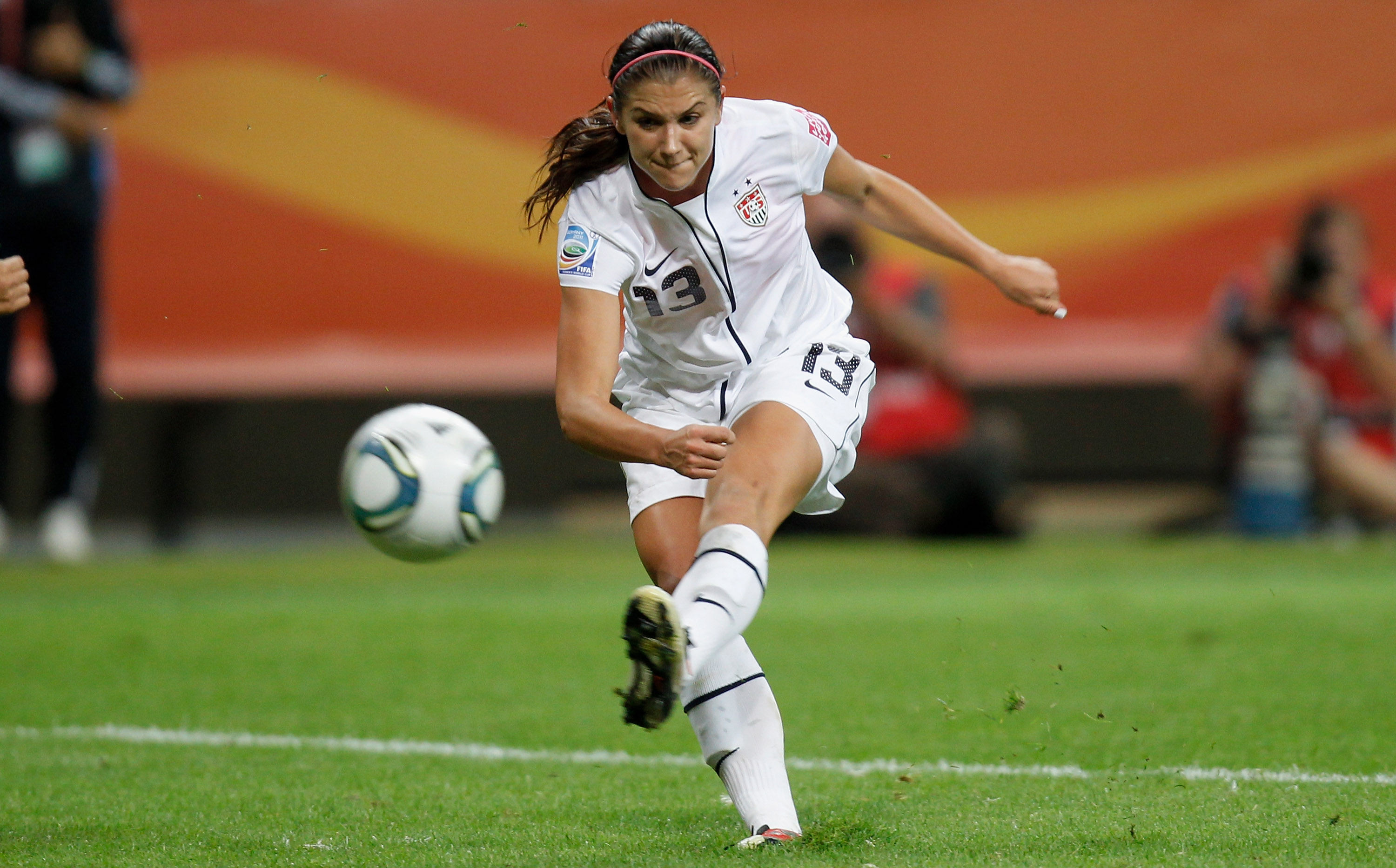 Alex Morgan runs with the ball during the FIFA Women's World Cup Final match between Japan and the USA in Frankfurt am Main, Germany, on July 17, 2011. | Source: Getty Images