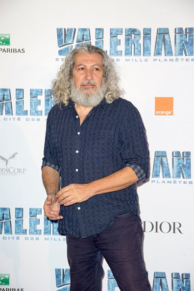 Alain Chabat assiste à la première de "Valerian et la Cité des Mille Planètes" à Paris à La Cite Du Cinema le 25 juillet 2017 à Saint-Denis, France. | Photo : GettyImage