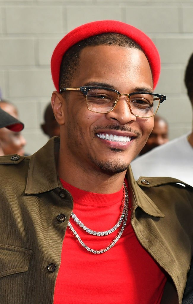 Rapper T.I. attends his 14th Annual Thanksgiving Turkey Giveaway at C.T. Martin Natatorium and Recreation Center | Photo: Getty Images