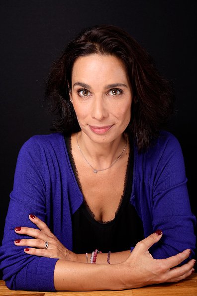 Marie Fugain pose lors d'une séance de portrait à Paris, France, le 23/08/2017. | Photo : Getty Images