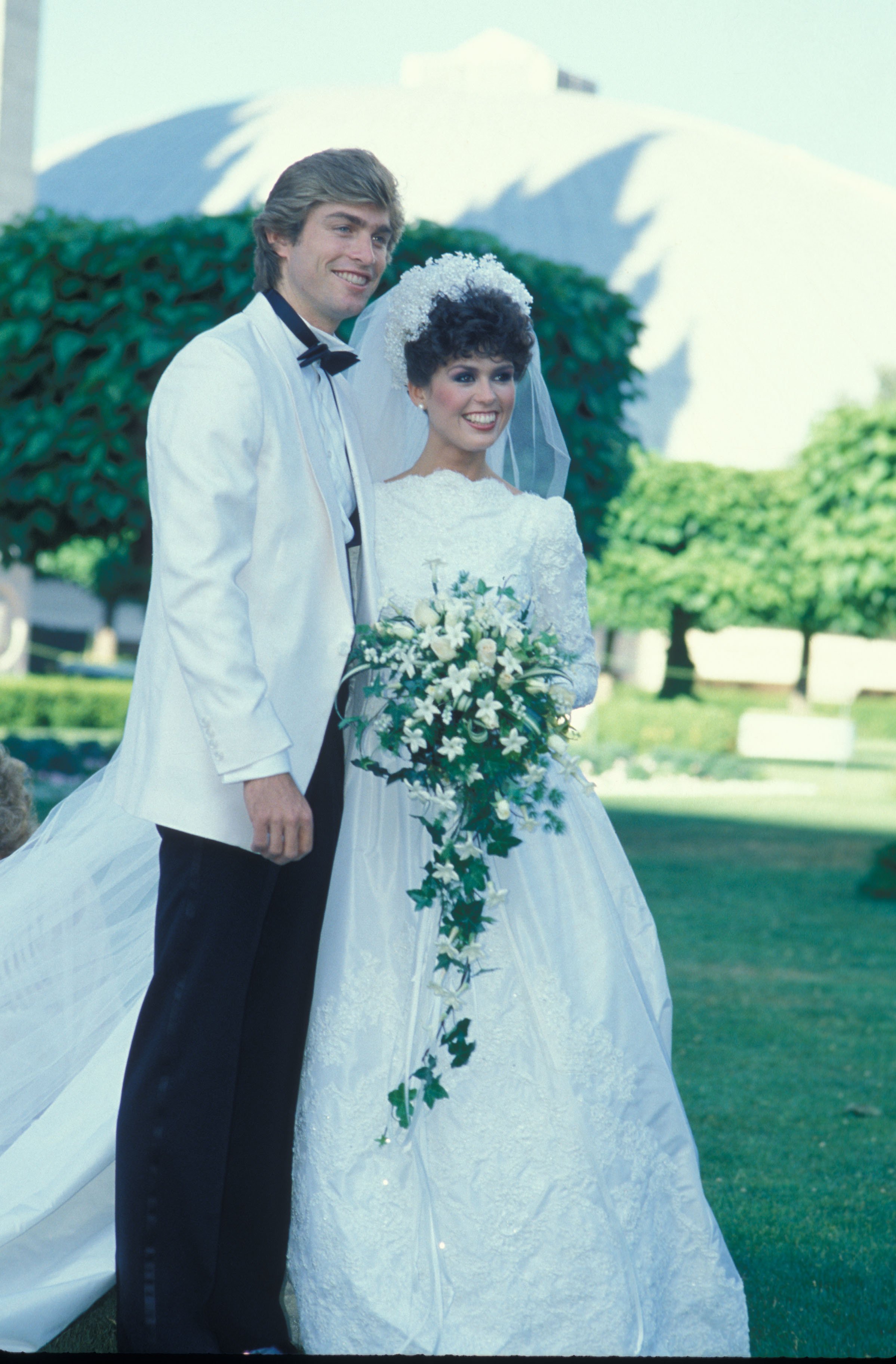 Singer Marie Osmond and actor Stephen Lyle Craig at their first wedding in June 26, 1982 in Salt Lake City | Source: Getty Images