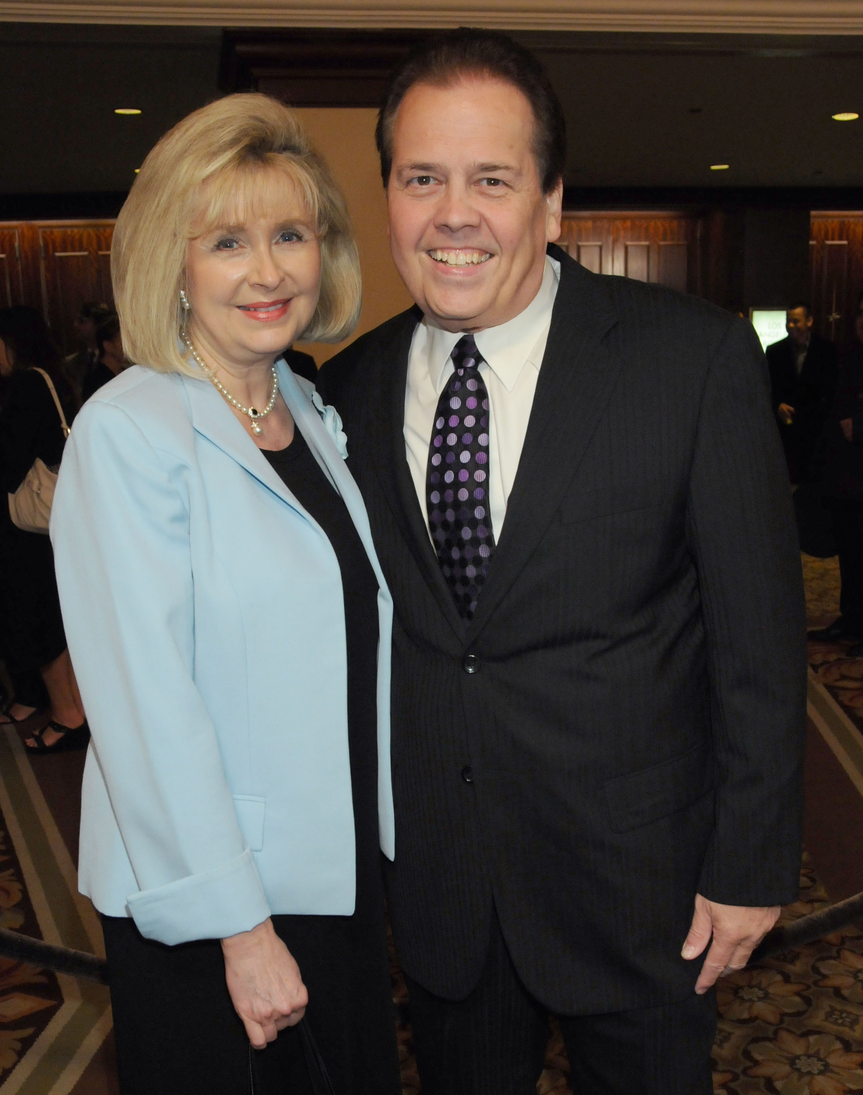 Suzanne and Alan Osmond at the 36th Annual Dinner of Champions on September 27, 2010 | Source: Getty Images
