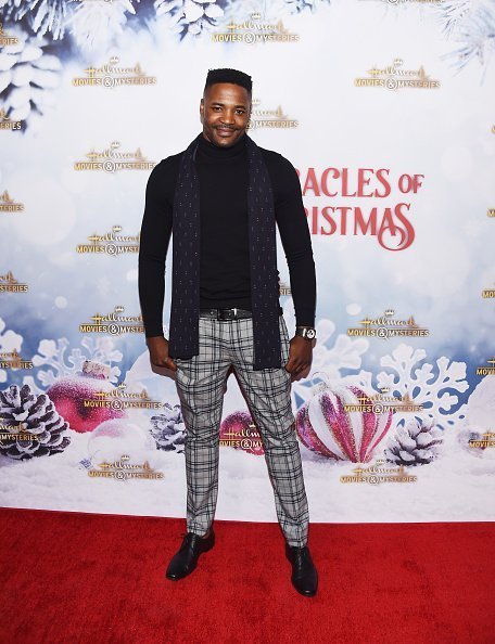 Duane Henry arrives at the Hallmark Channel "Once Upon A Christmas Miracle" screening and holiday party on December 4, 2018 | Photo: Getty Images