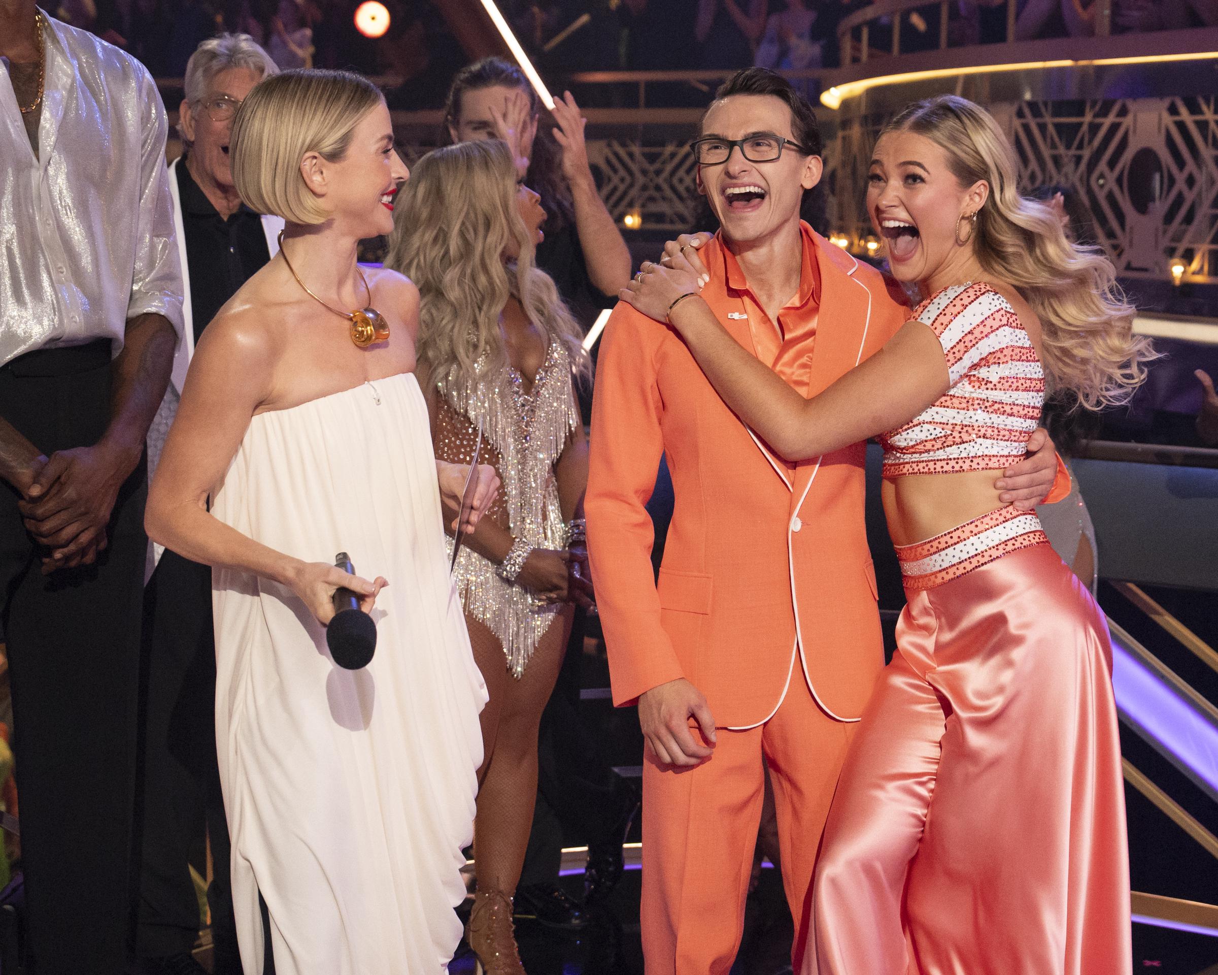 Stephen Nedoroscik and Rylee Arnold react during the "Dancing With the Stars" finale on November 26, 2024 | Source: Getty Images