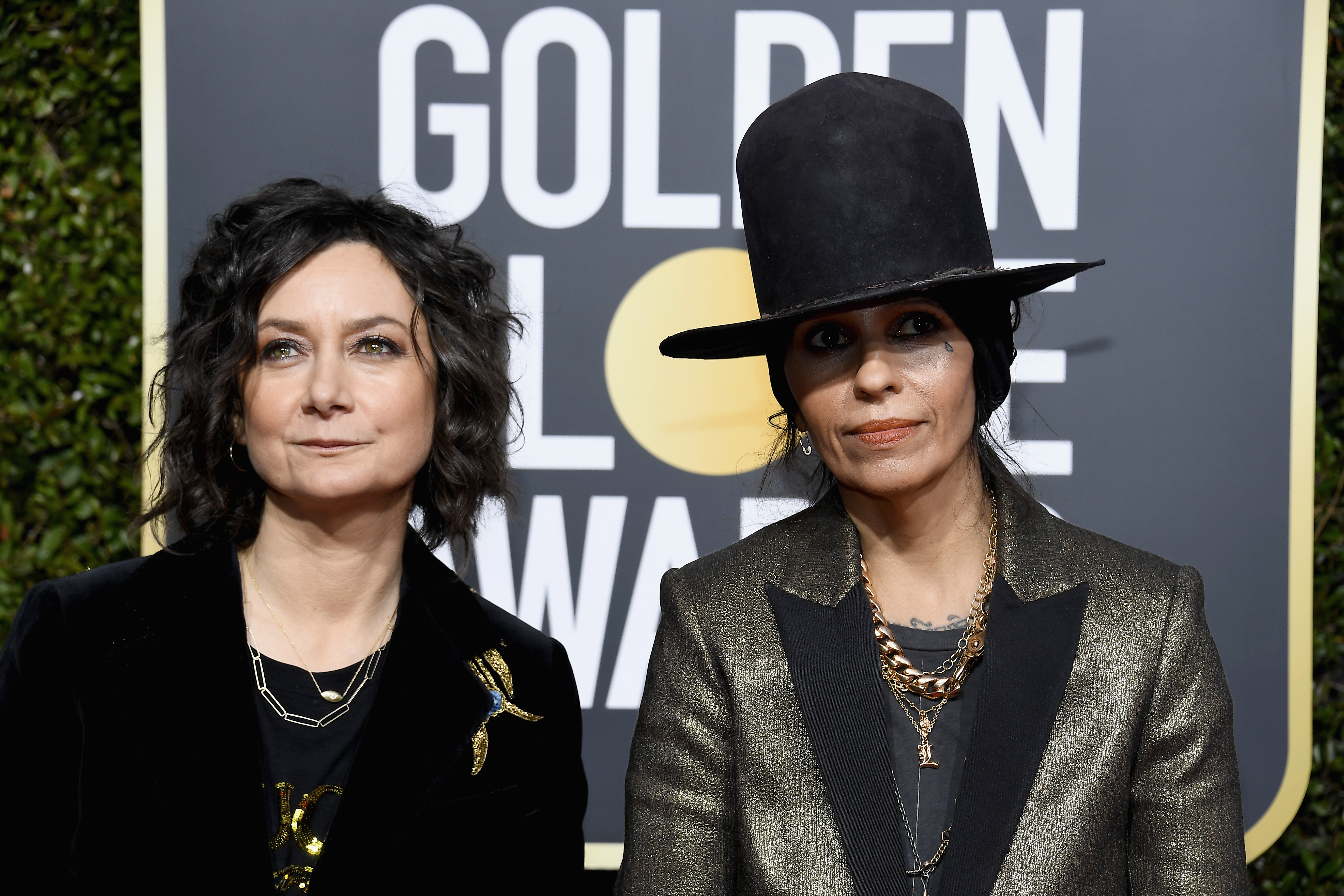 Sara Gilbert and Linda Perry at the 76th Annual Golden Globe Awards in Beverly Hills, California on January 6, 2019 | Source: Getty Images