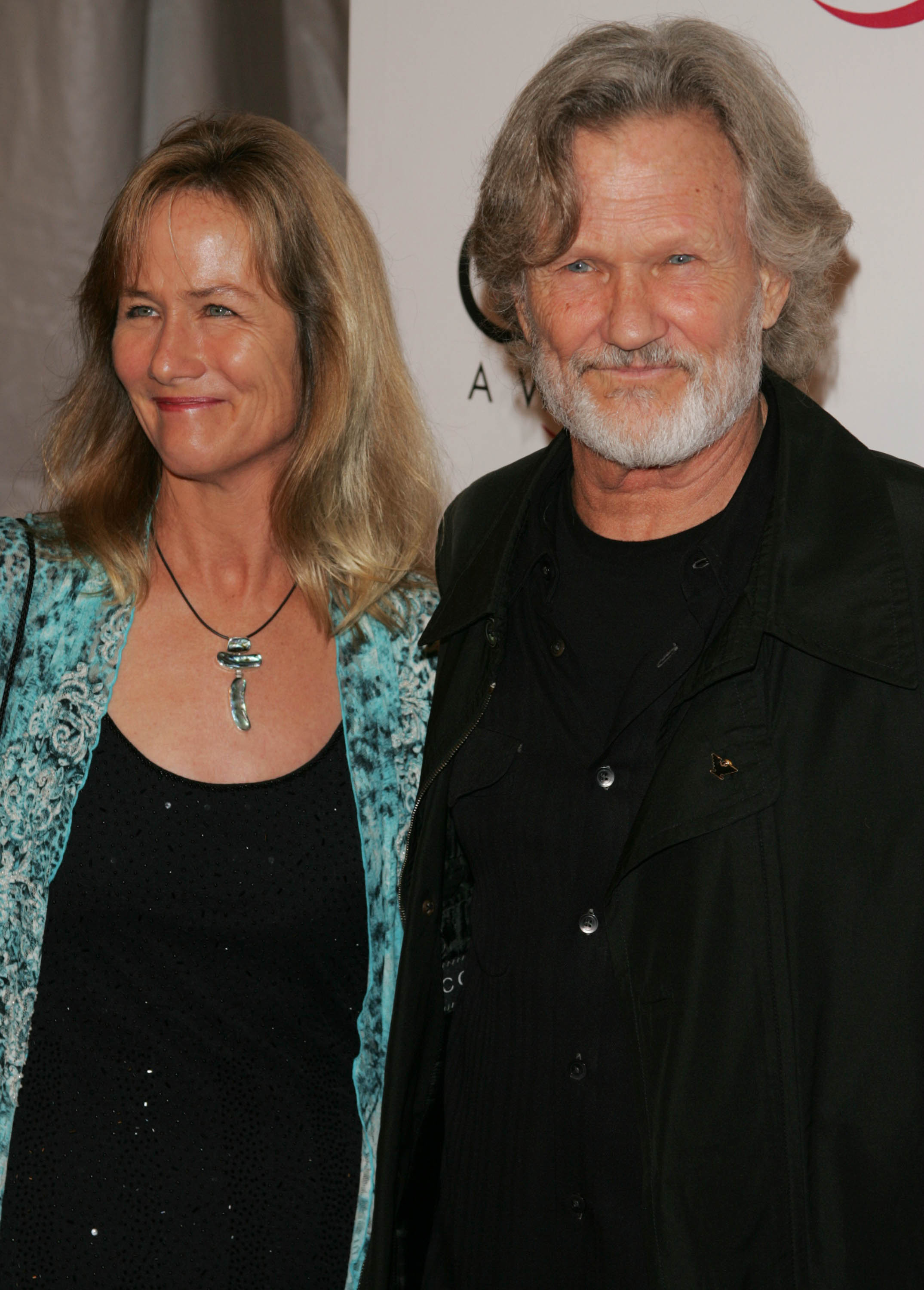 Lisa Meyers and Kris Kristofferson attend the 39th Annual Country Music Association Awards on November 15, 2005 | Source: Getty Images