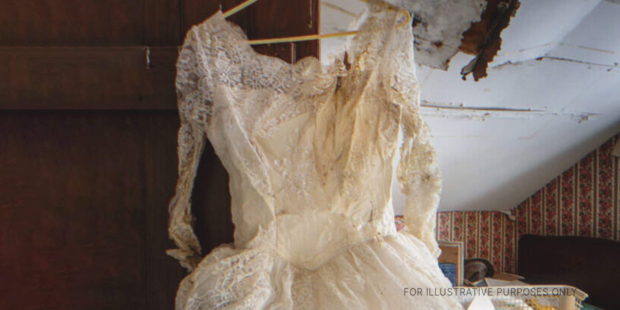 Tattered wedding dress | Source: Shuttershock