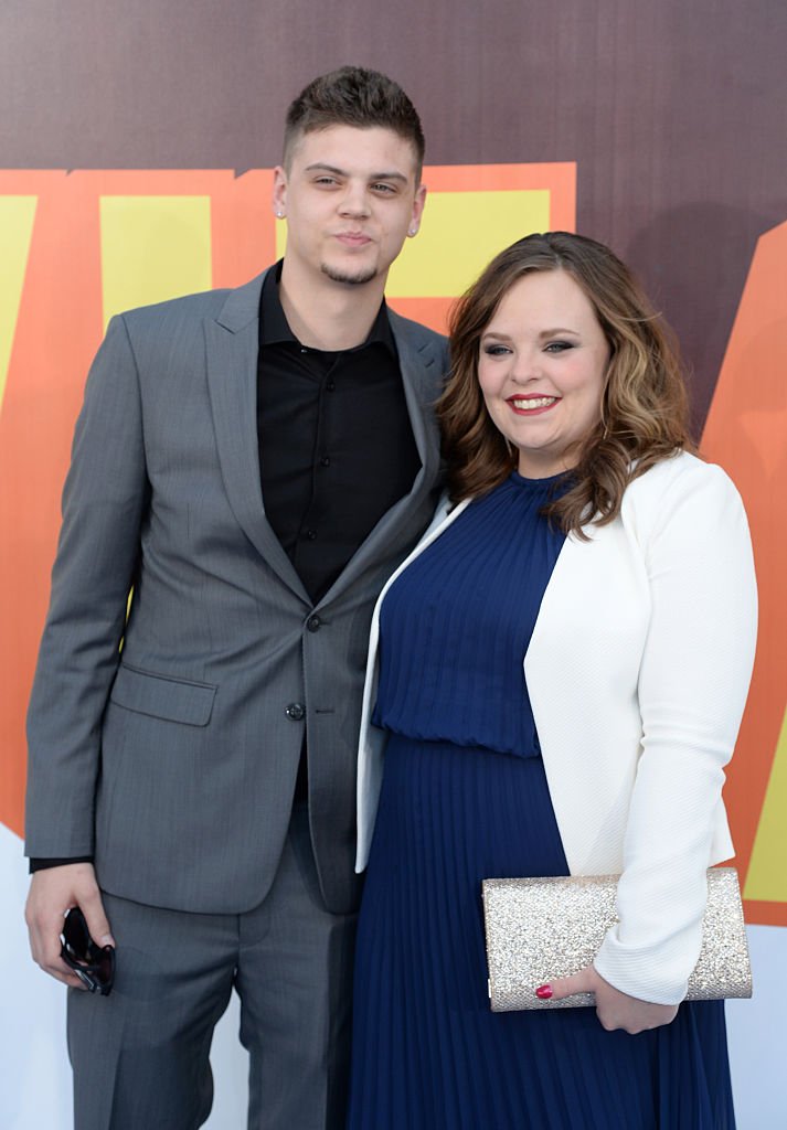TV personalities Tyler Baltierra and Catelynn Lowell attend The 2015 MTV Movie Awards at Nokia Theatre L.A. Live on April 12, 2015 | Photo: Getty Images