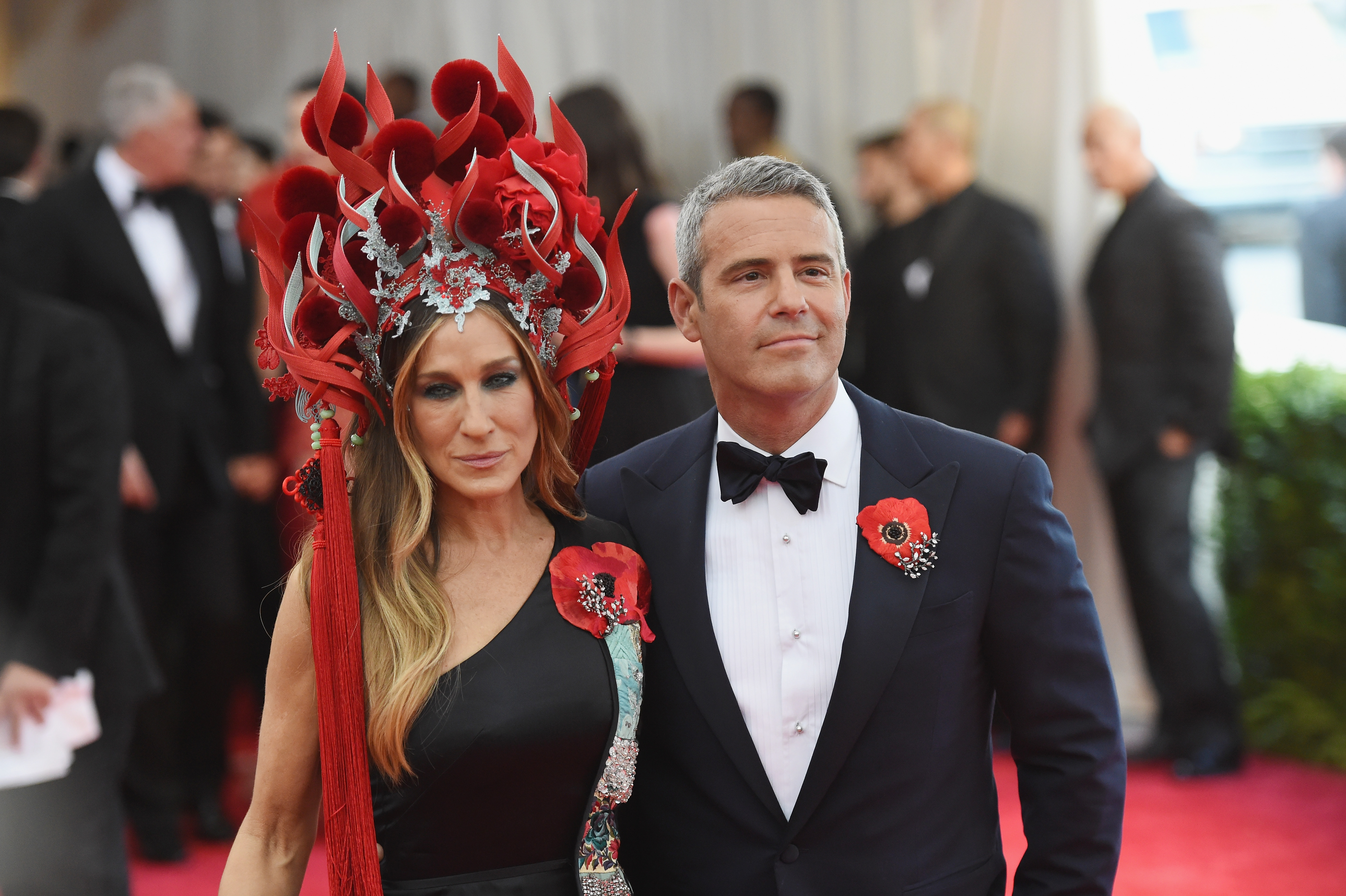 Sarah Jessica Parker and Andy Cohen attend the Met Gala with the theme, "China: Through The Looking Glass," at the Metropolitan Museum of Art on May 4, 2015, in New York City. | Source: Getty Images