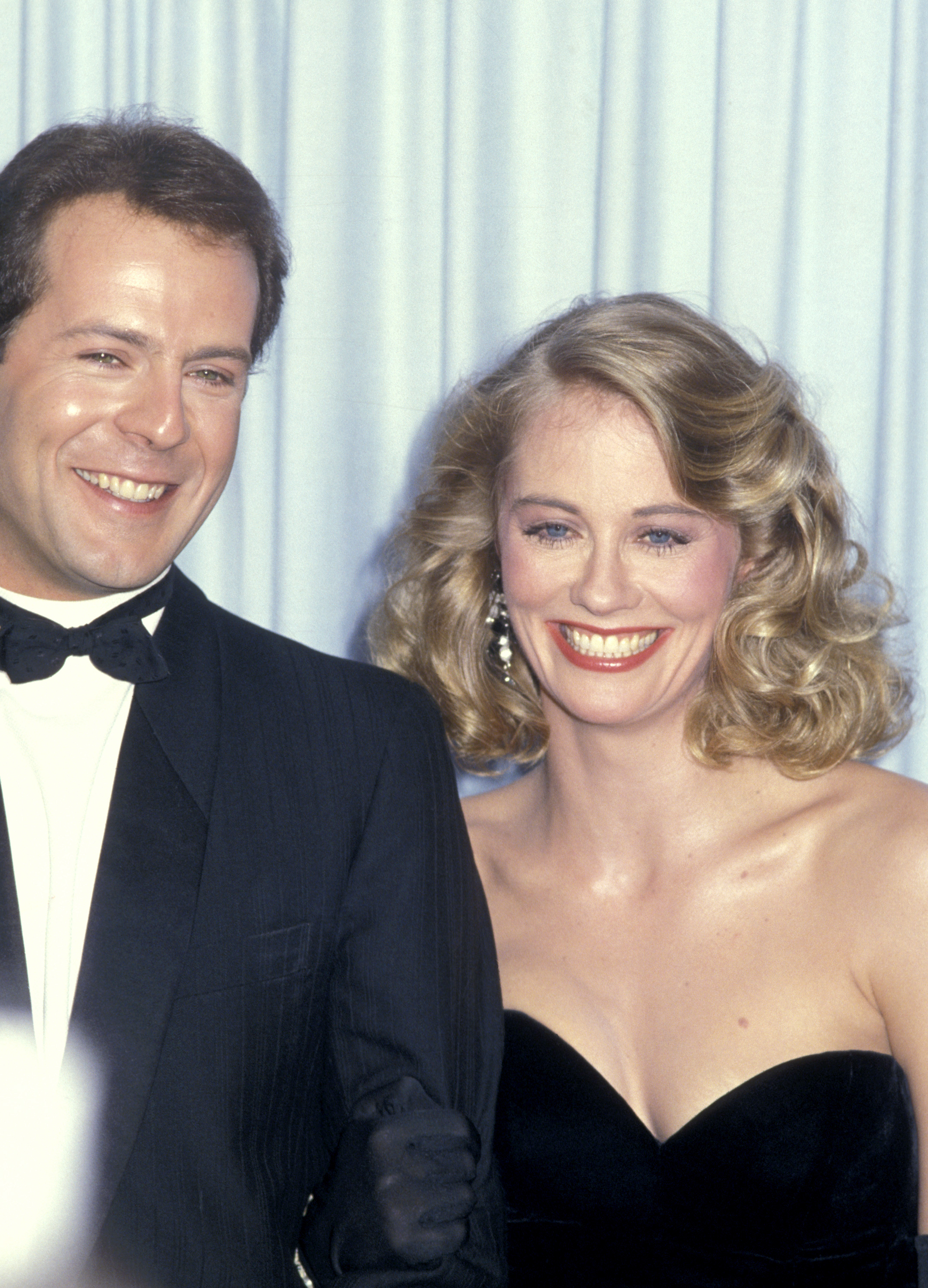 Bruce Willis and Cybill Shepherd at the 37th Emmy Awards in 1985 | Source: Getty Images