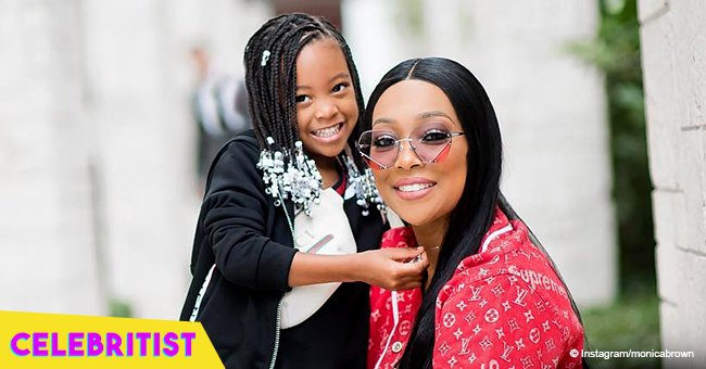 Monica Brown snatches hearts in pic with daughter wearing matching colorful bathing suits