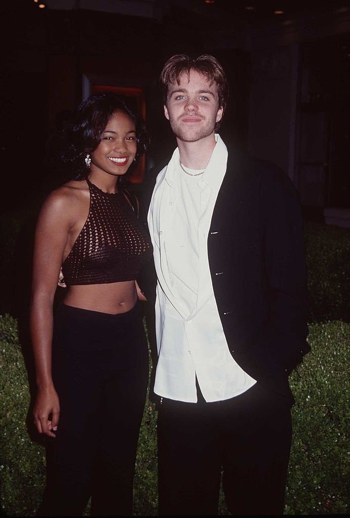 Jonathan Brandis and Tatyana Ali at the premiere of "Independence Day" on June 25, 1996 | Photo: GettyImages