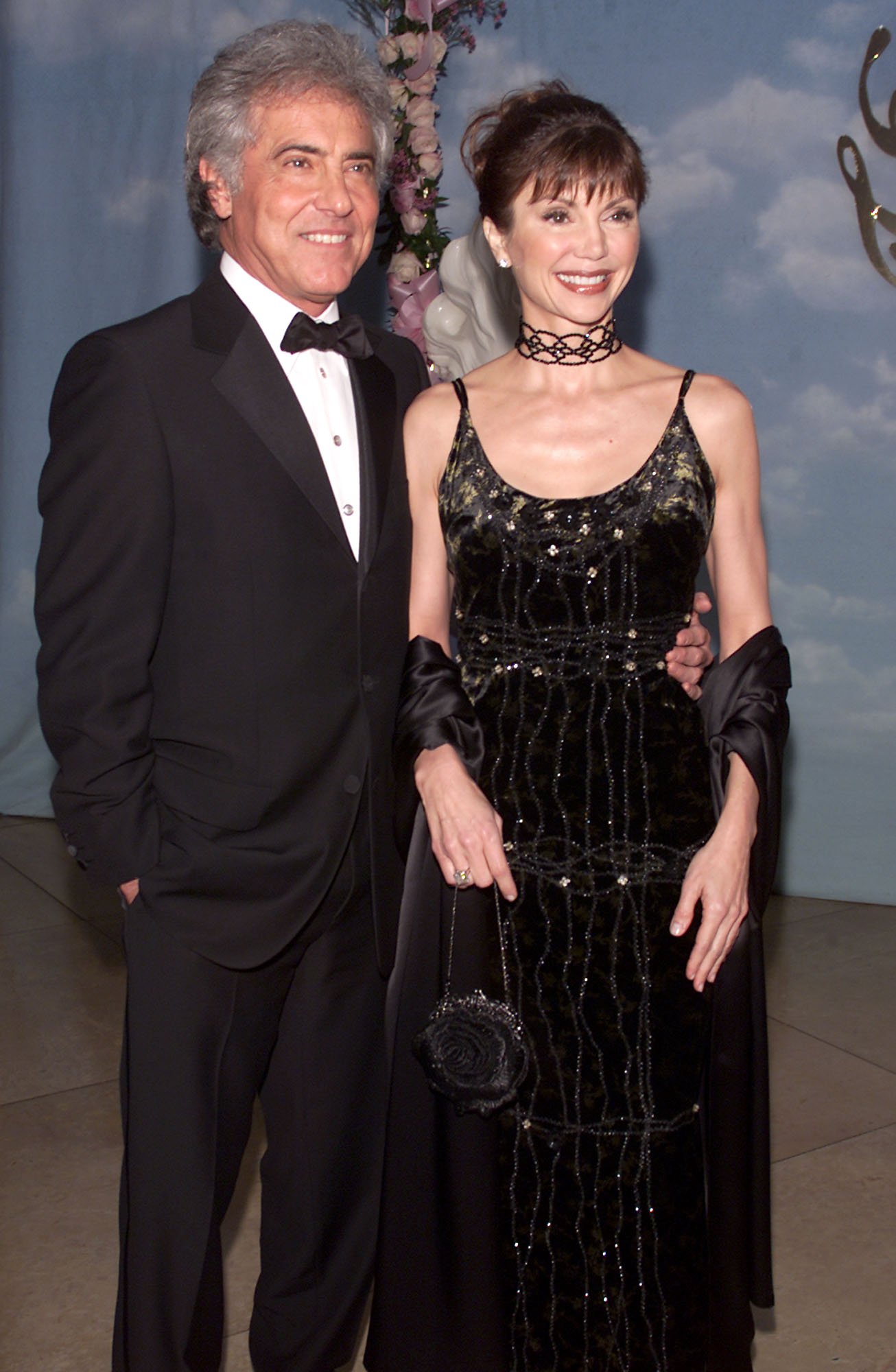 Dr. Harry Glassman and his wife Victoria Principal at the 'Carousel of Hope 2000' gala to benefit the Barbara Davis Center for Childhood Diabetes at the Beverly Hilton Hotel in Los Angeles, California | Source: Getty Images