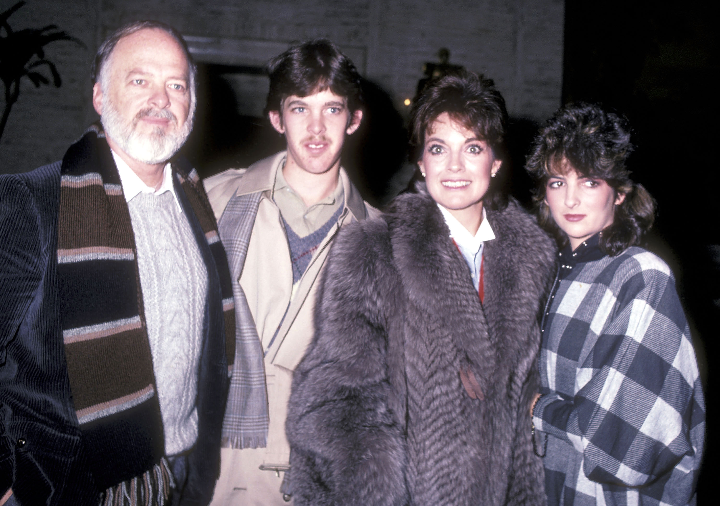 Ed, Jeff, Kehly Thrasher and the actress depart the Regency Hotel on November 27, 1982, in New York City. | Source: Getty Images