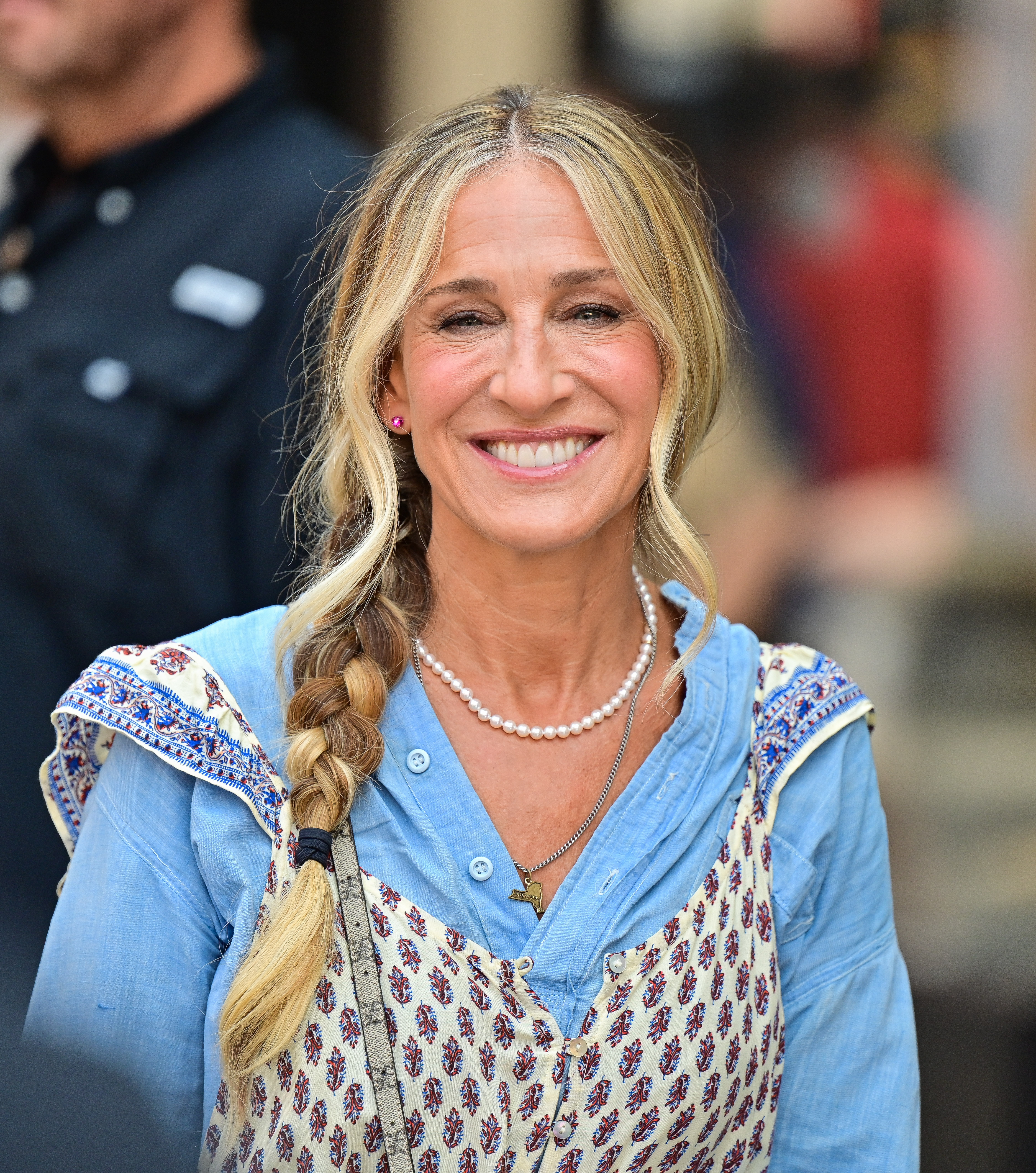 Sarah Jessica Parker on the set of "And Just Like That..." in New York in 2021 | Source: Getty Images